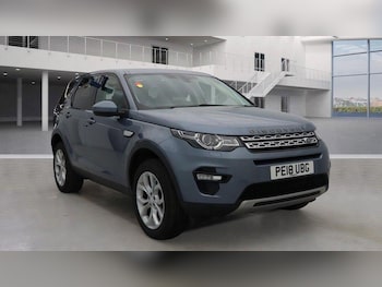 Used Land Rover Discovery Sport 2018 for sale - 76741350: Photo