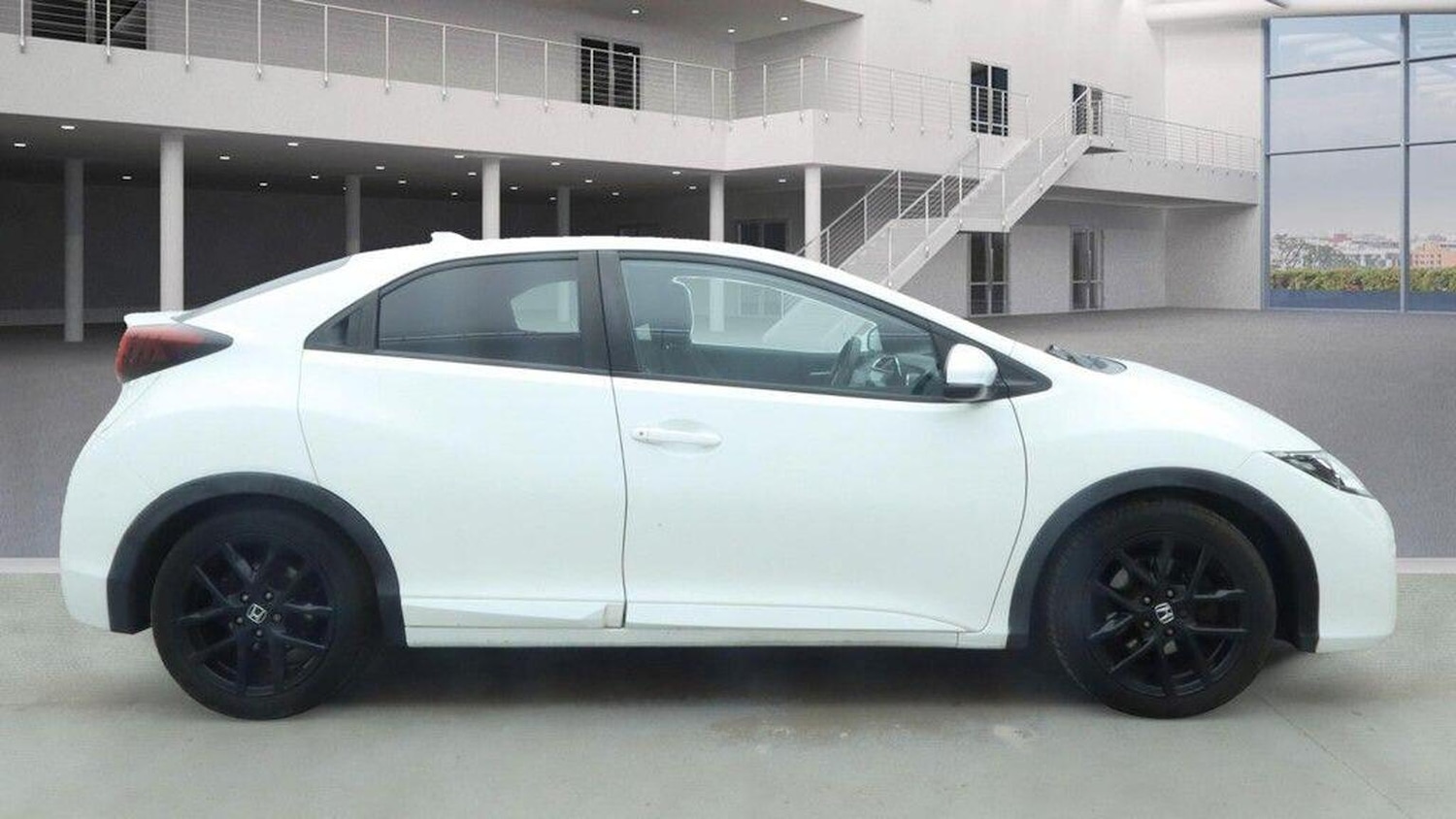 Used Honda Civic 2015 for sale - 76758873: Photo 8