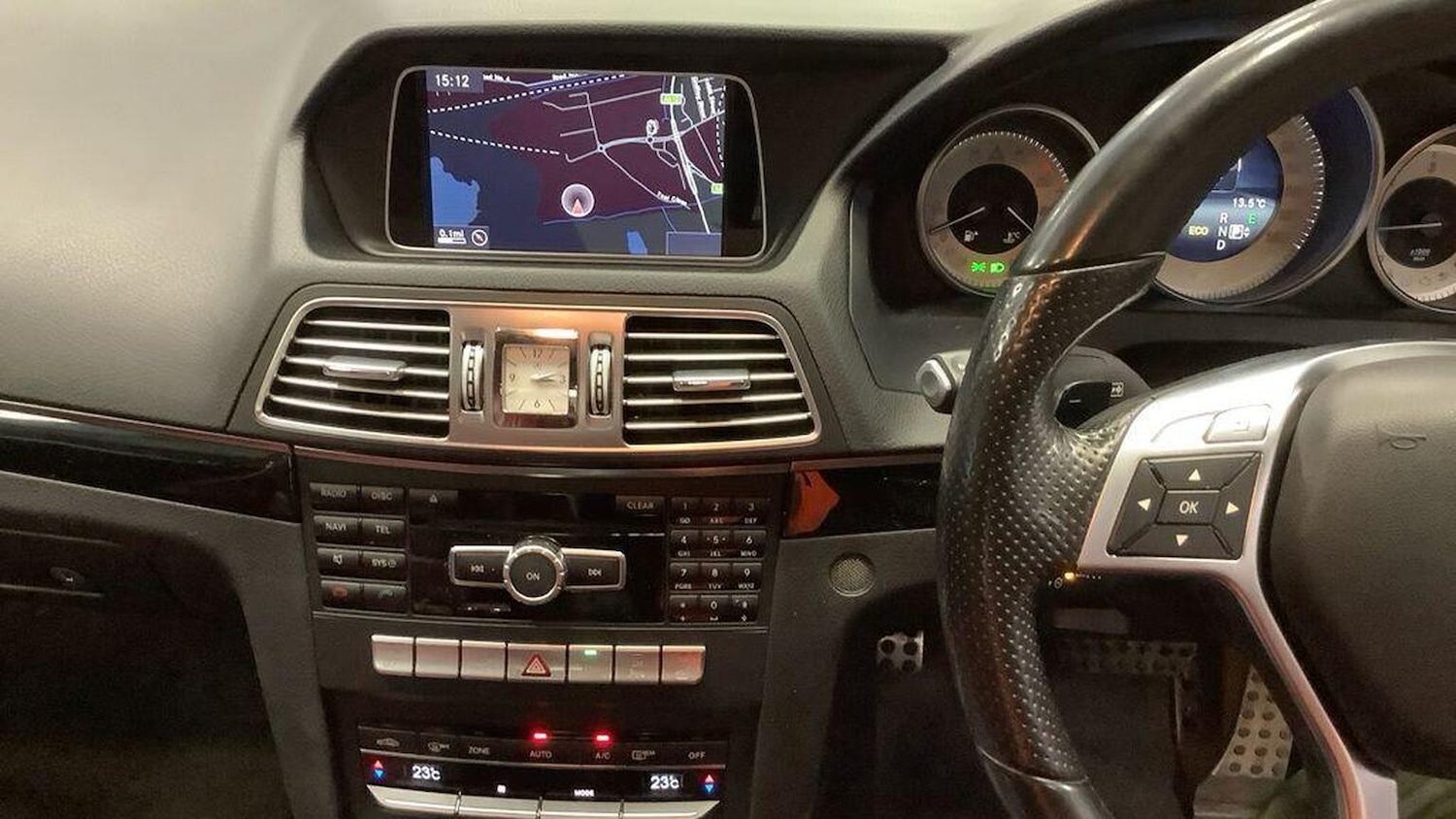 Used Mercedes-Benz E Class 2014 for sale - 77319809: Photo 17