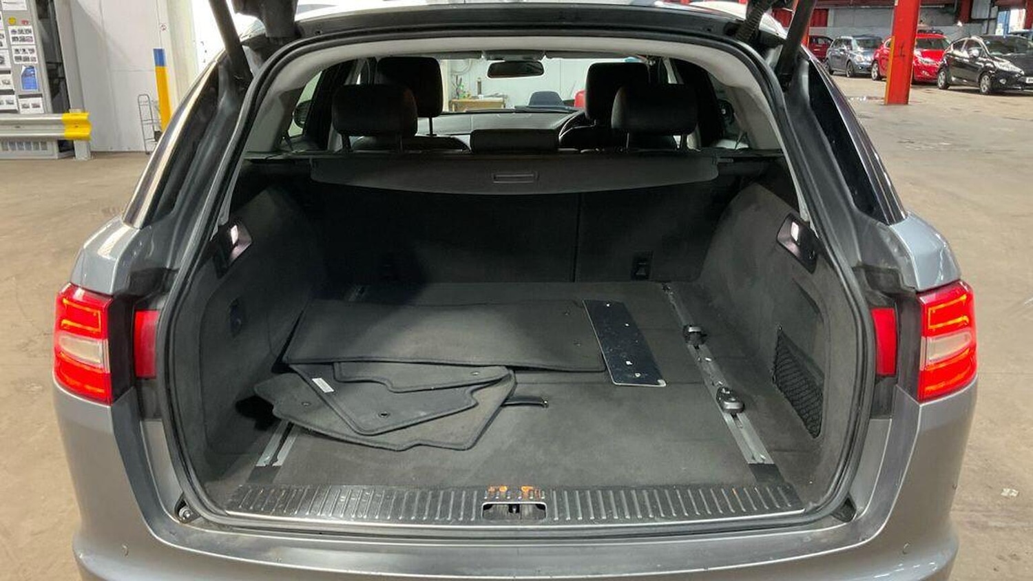 Used Jaguar XF 2014 for sale - 76734785: Photo 10