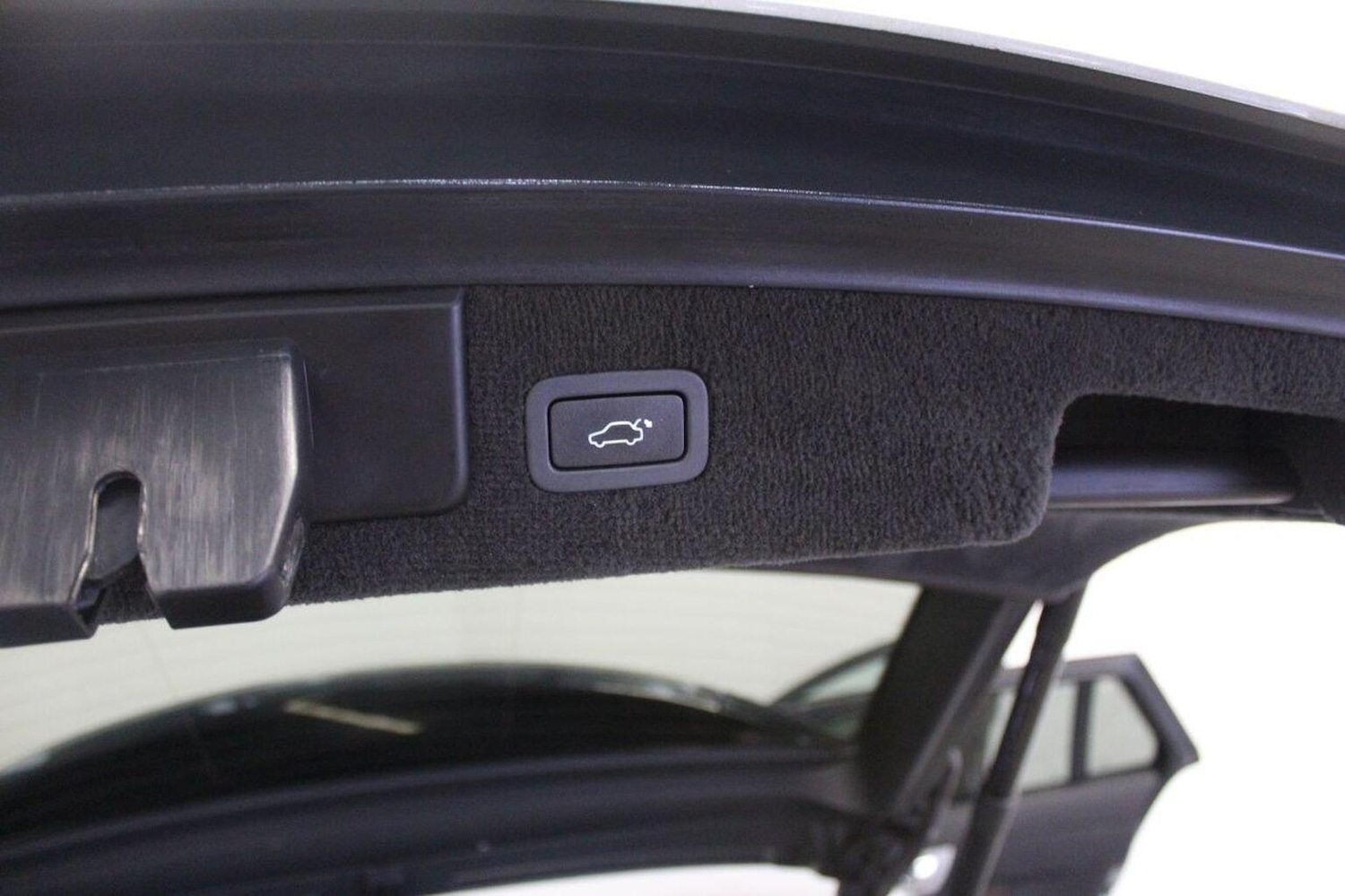 Used Jaguar XF 2014 for sale - 76734785: Photo 23