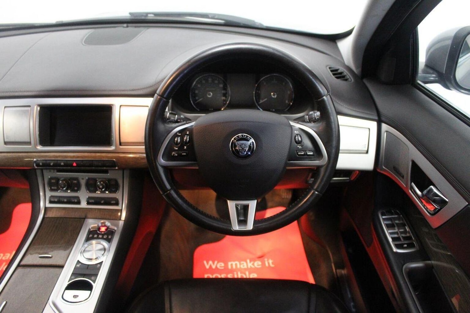 Used Jaguar XF 2014 for sale - 76734785: Photo 46