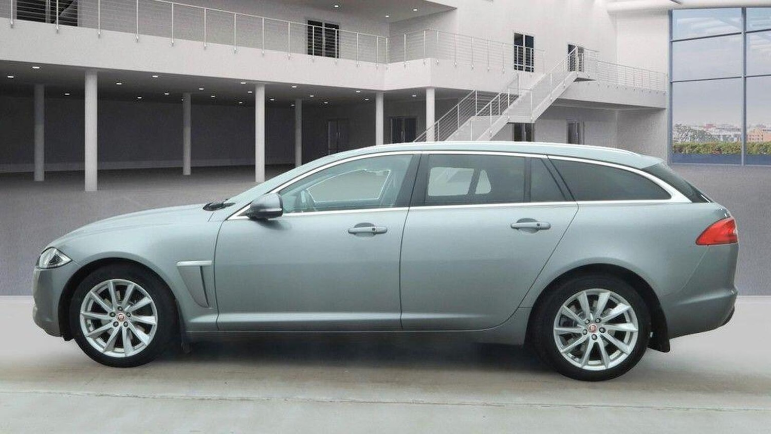 Used Jaguar XF 2014 for sale - 76734785: Photo 7