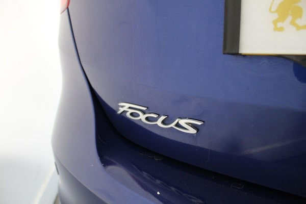 Used Ford Focus 2014 for sale - 76237126: Photo 17