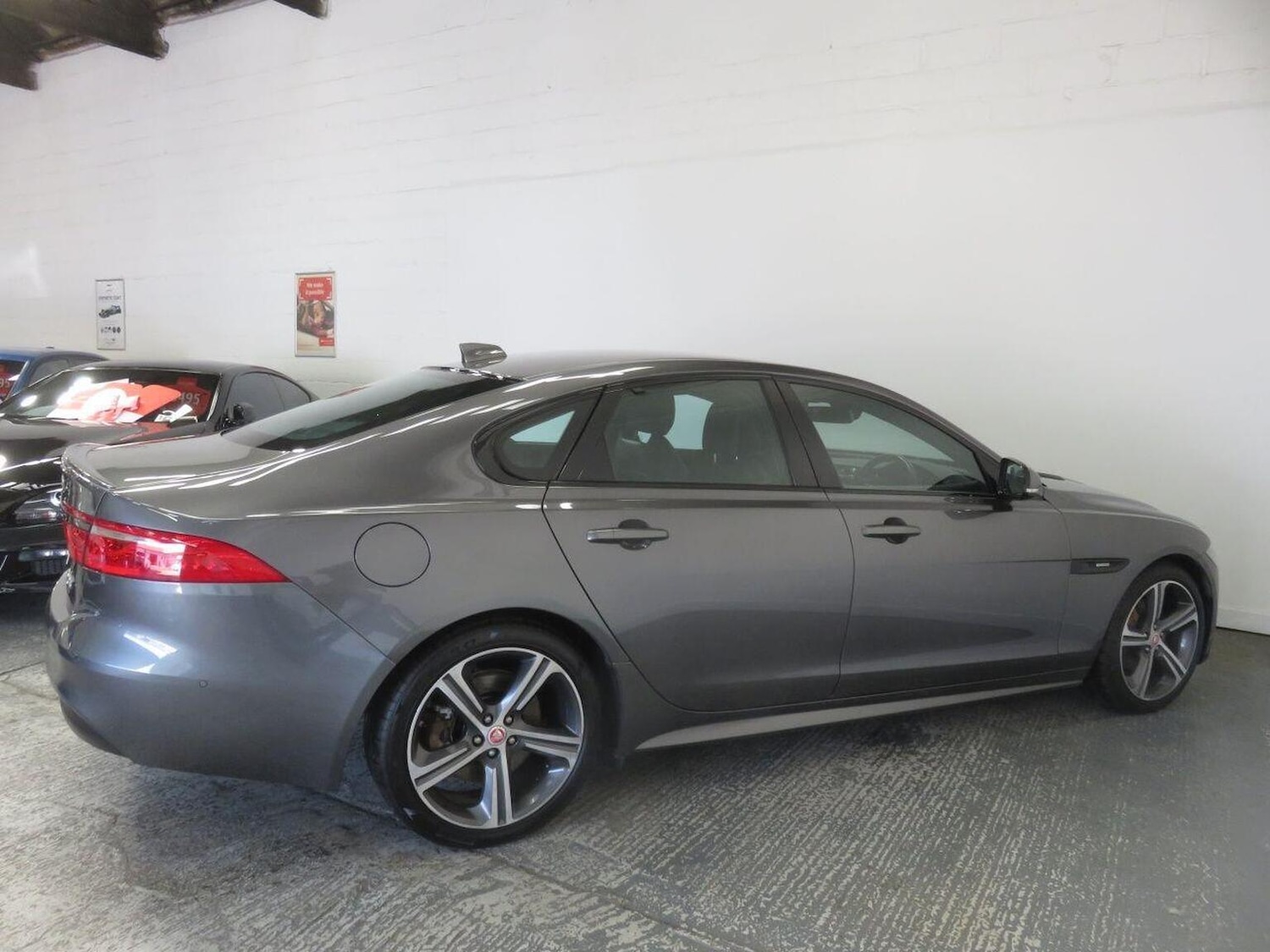 Used Jaguar XF 2015 for sale - 76935279: Photo 11