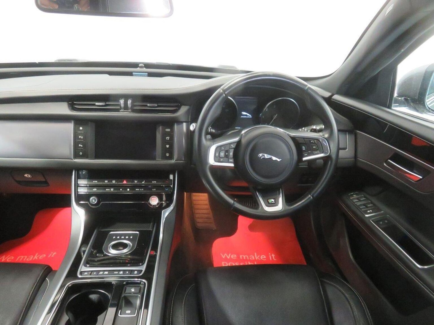 Used Jaguar XF 2015 for sale - 76935279: Photo 43