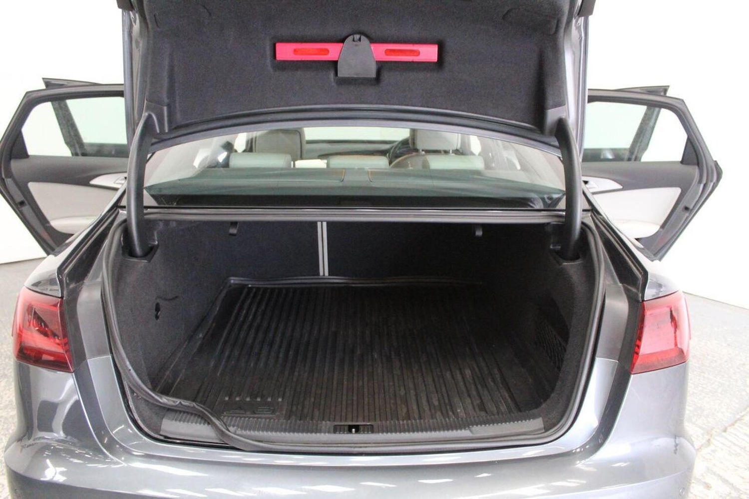 Used Audi A6 2014 for sale - 77937798: Photo 24