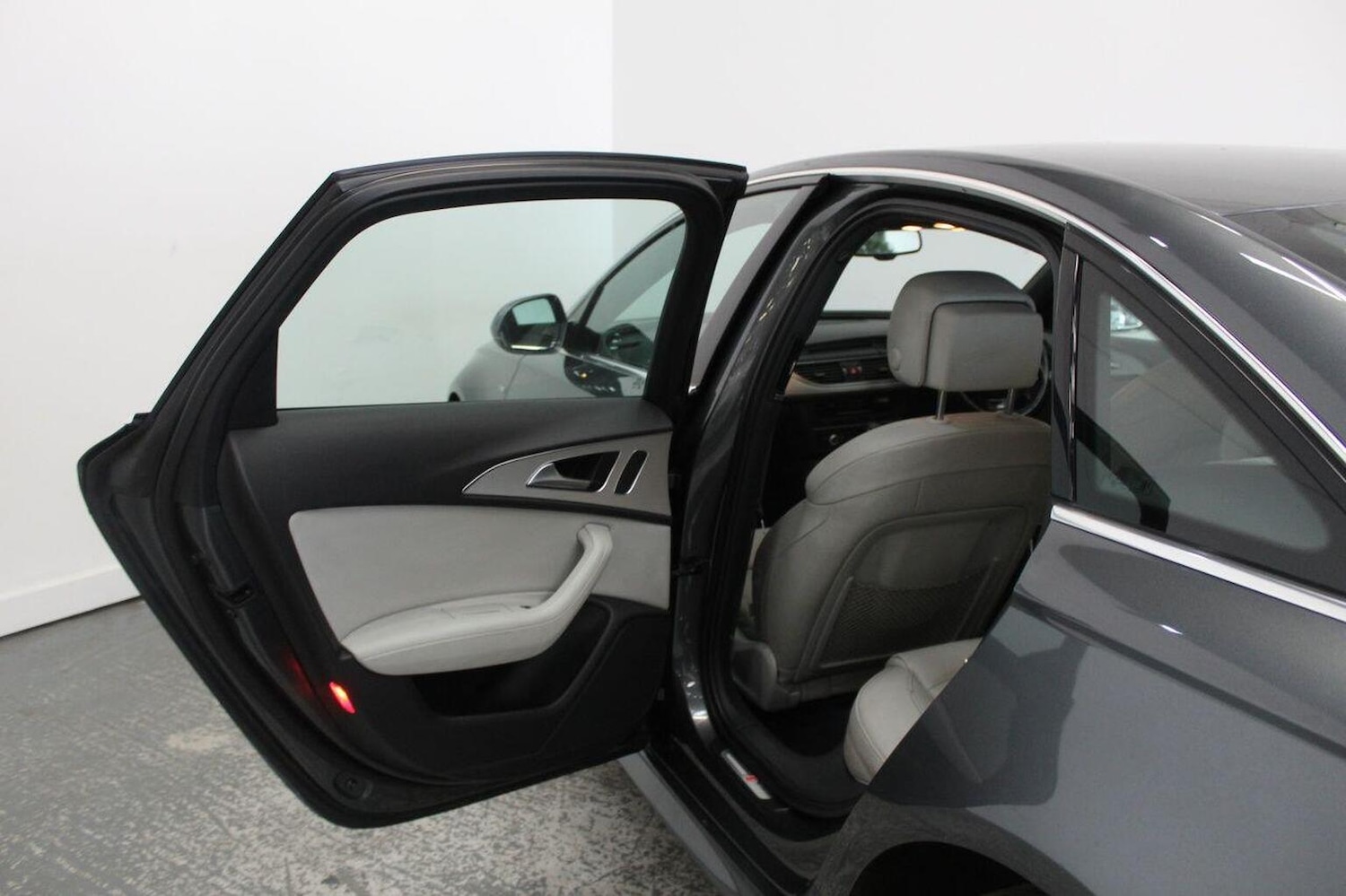 Used Audi A6 2014 for sale - 77937798: Photo 28