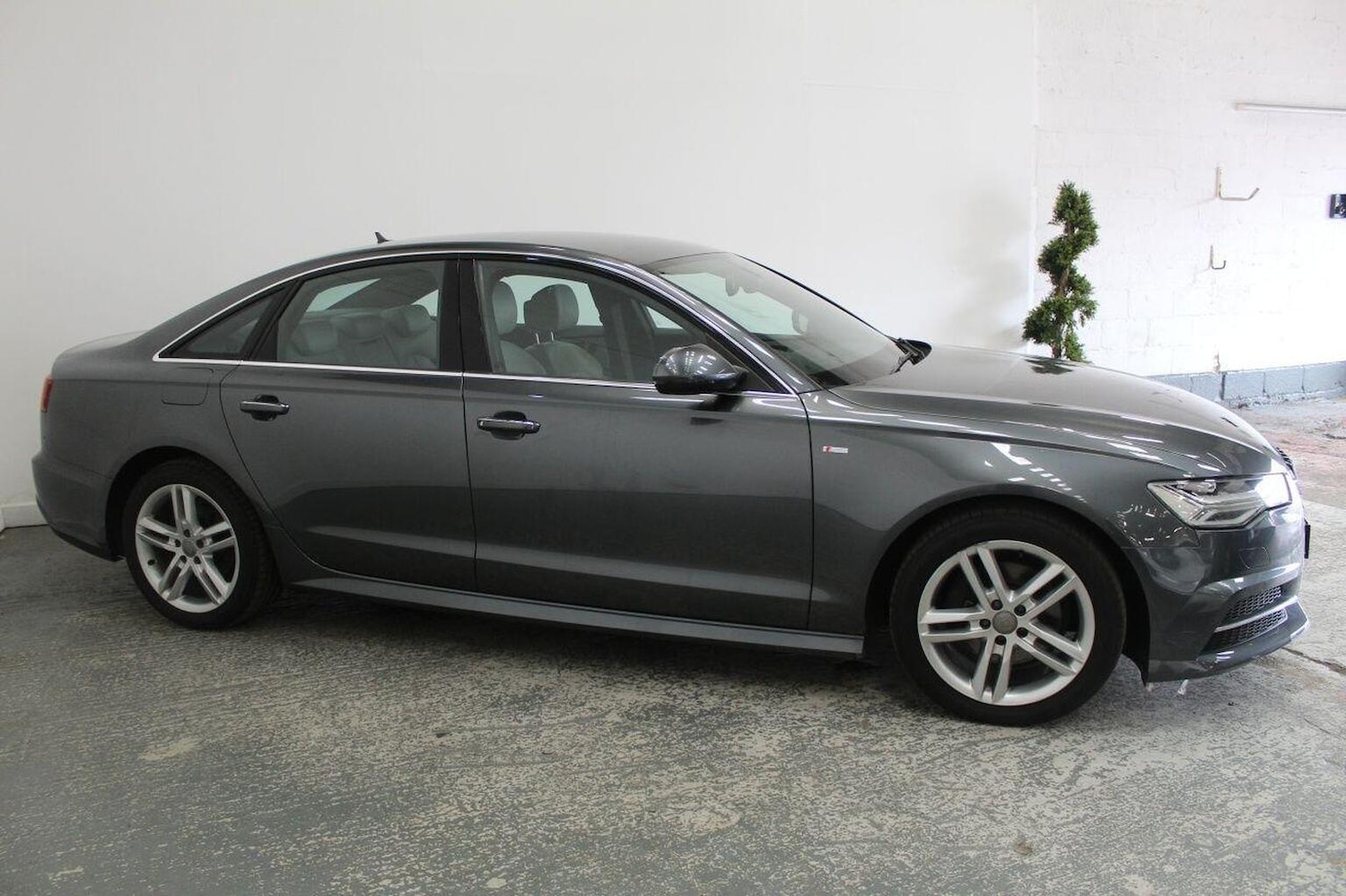 Used Audi A6 2014 for sale - 77937798: Photo 4