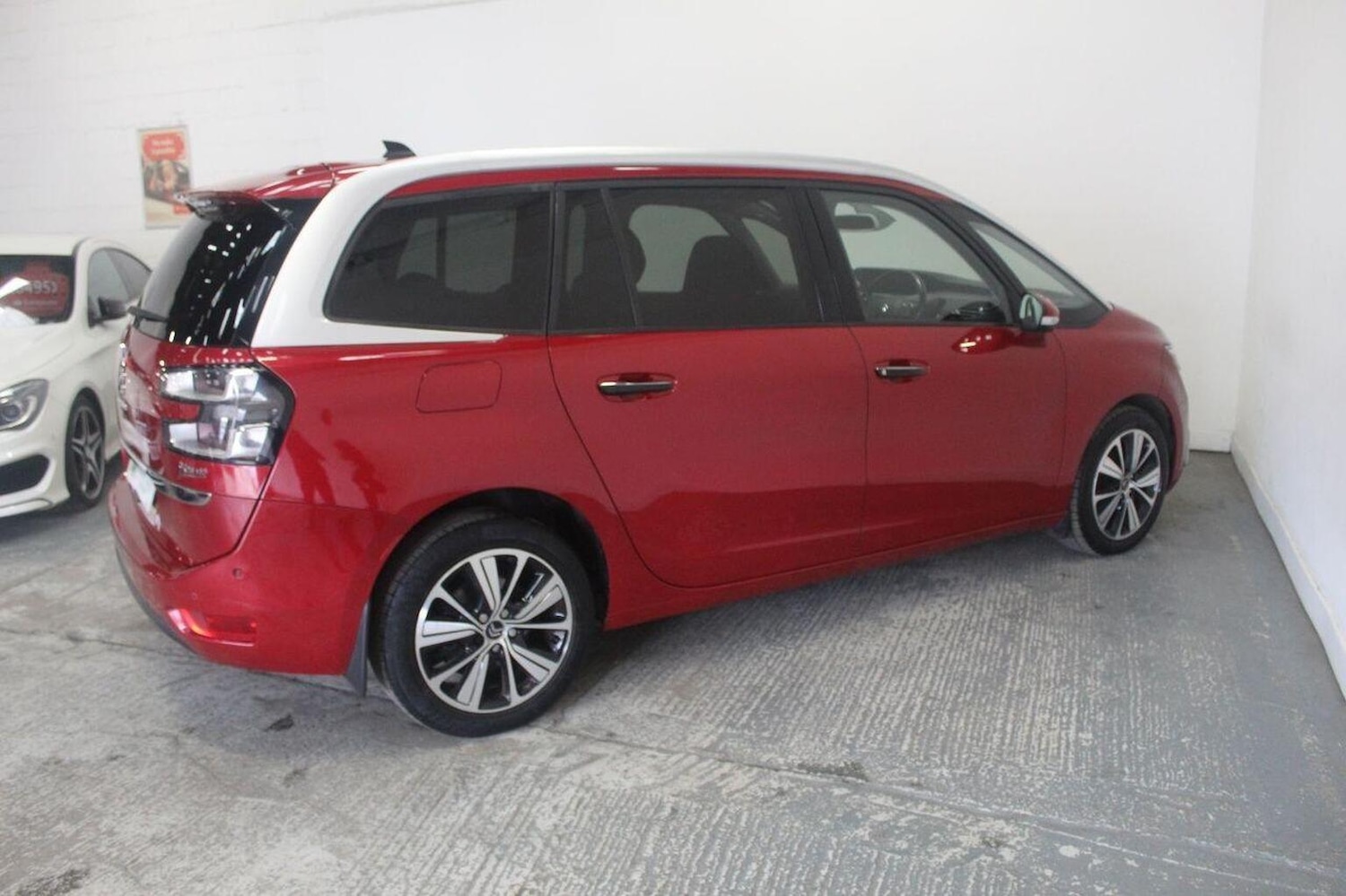 Used Citroen Grand C4 Picasso 2017 for sale - 77937800: Photo 11