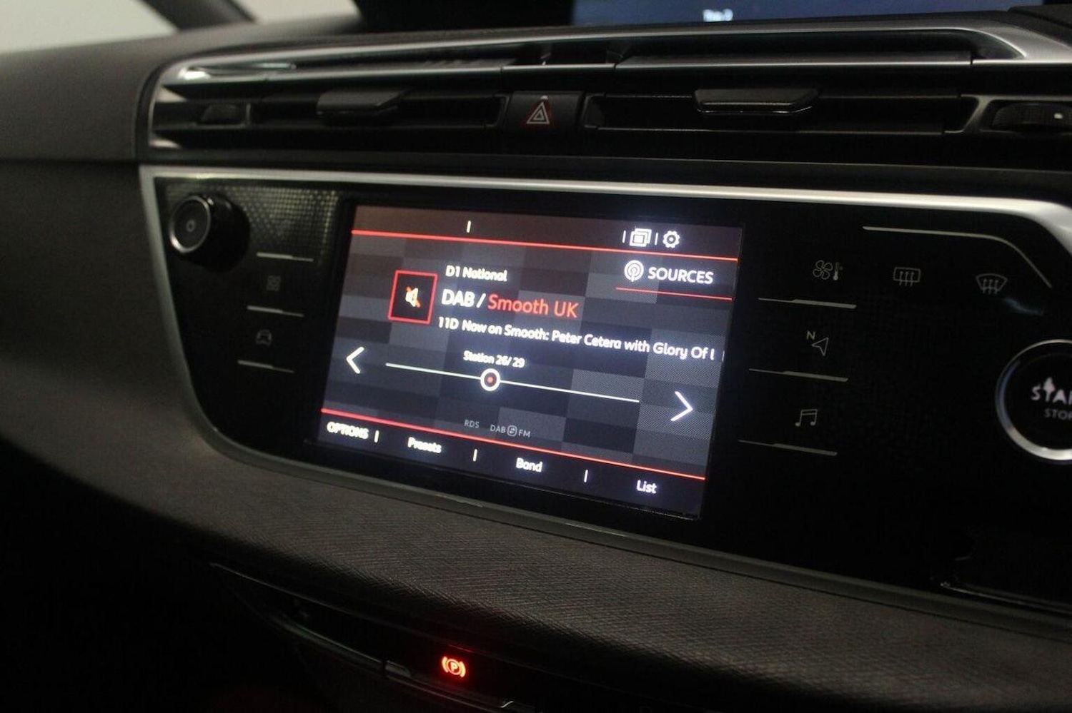 Used Citroen Grand C4 Picasso 2017 for sale - 77937800: Photo 43