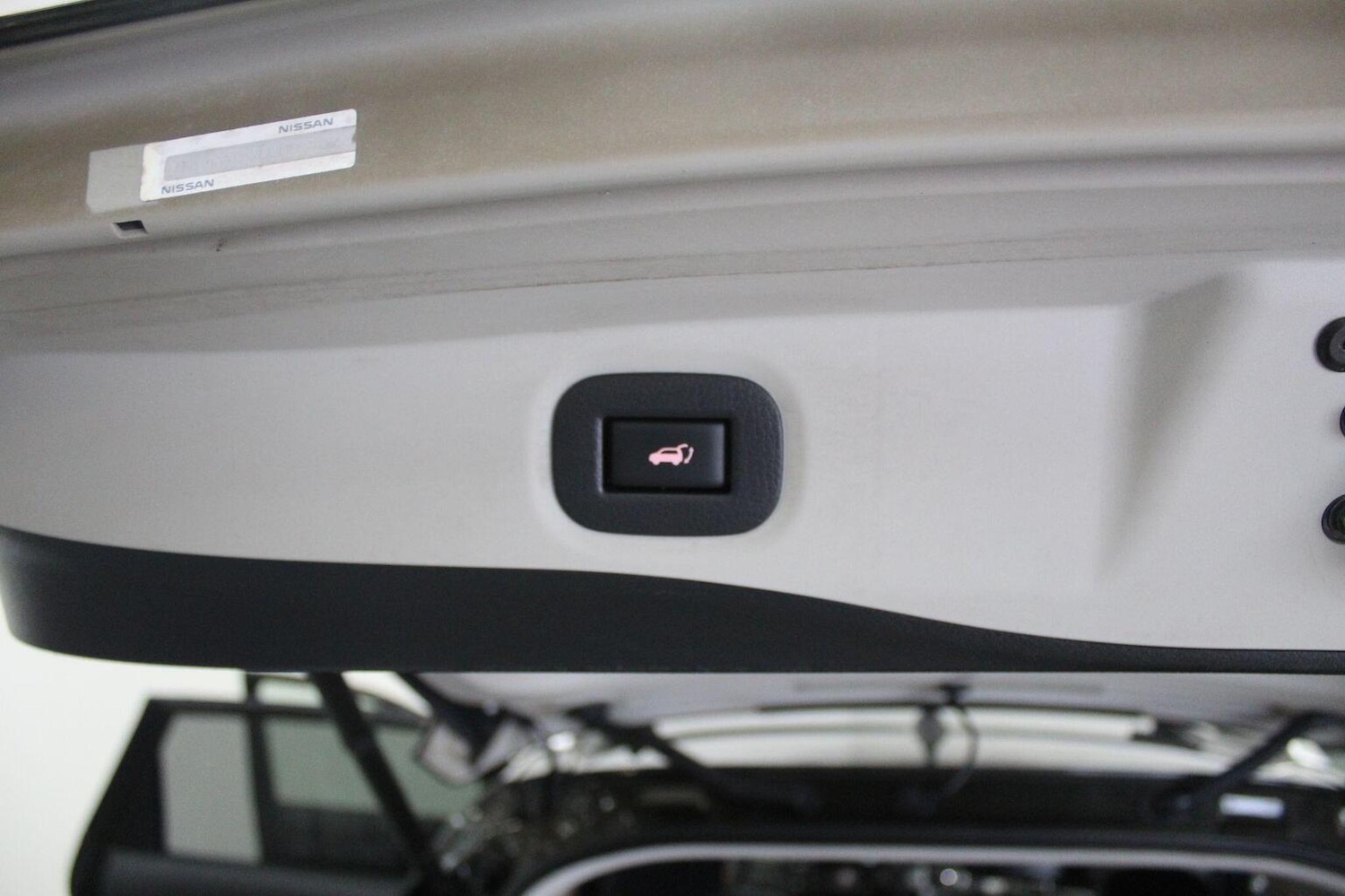 Used Nissan X-Trail 2015 for sale - 76369210: Photo 25