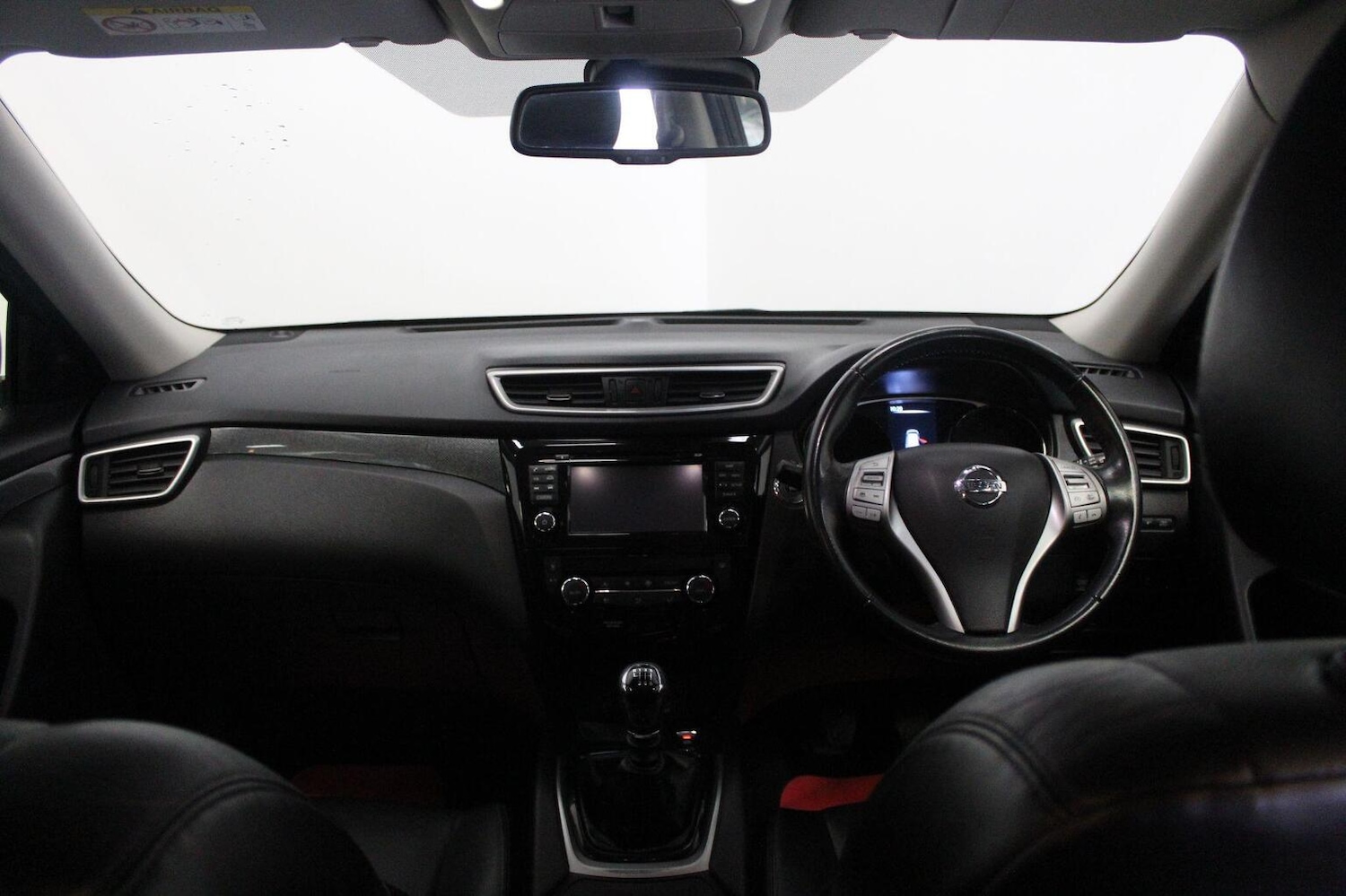 Used Nissan X-Trail 2015 for sale - 76369210: Photo 32