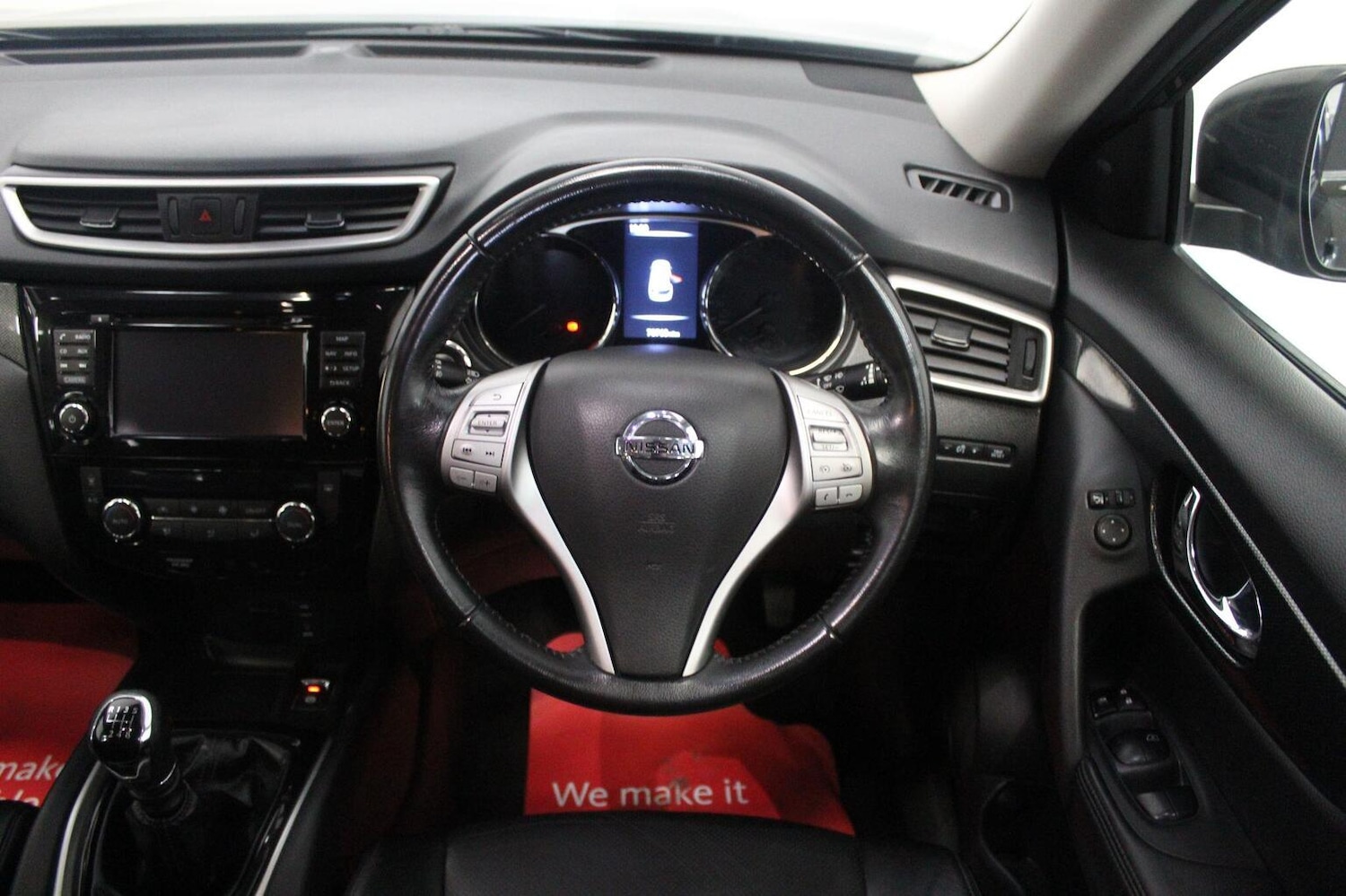 Used Nissan X-Trail 2015 for sale - 76369210: Photo 49