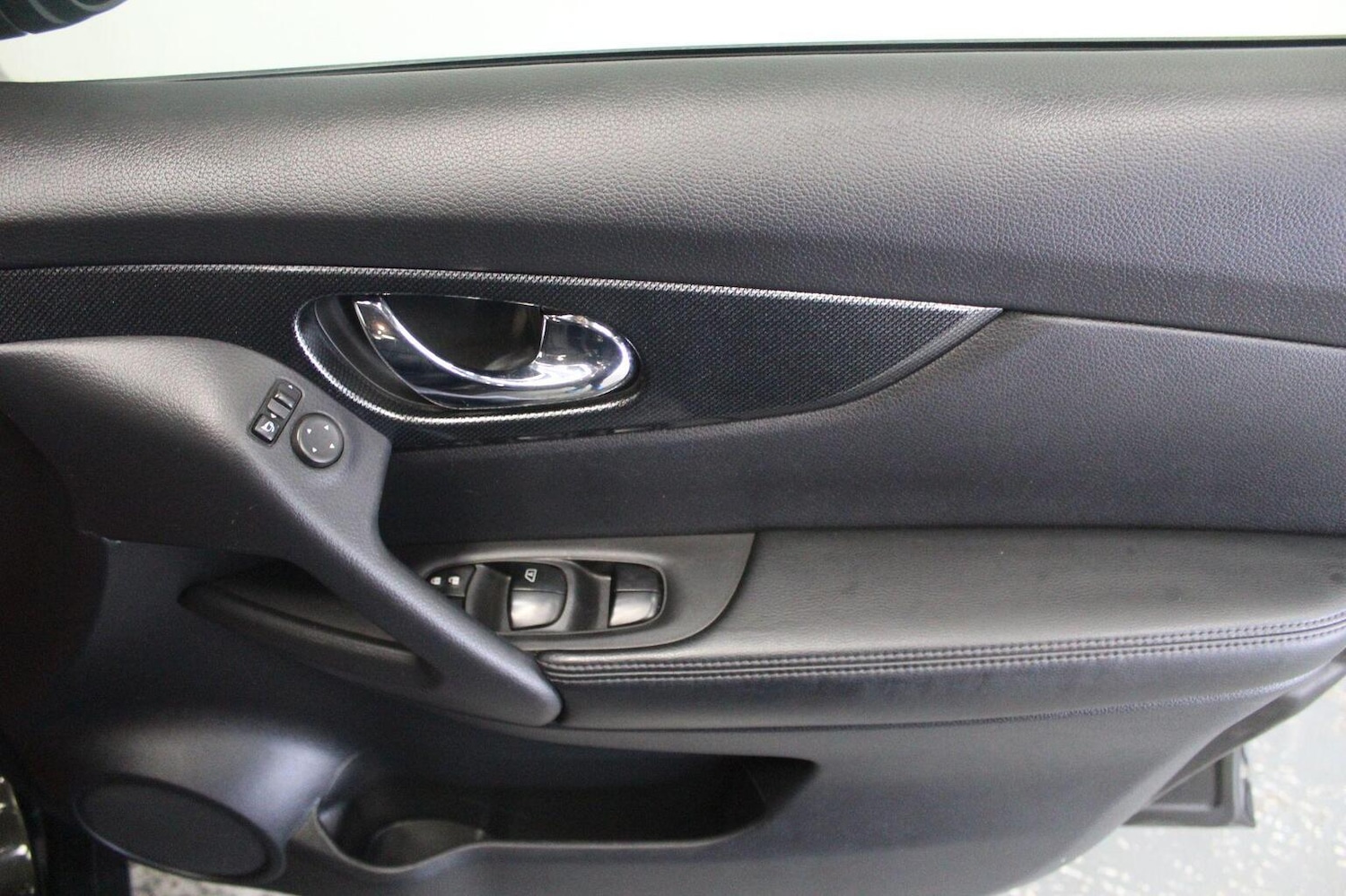 Used Nissan X-Trail 2015 for sale - 76369210: Photo 53