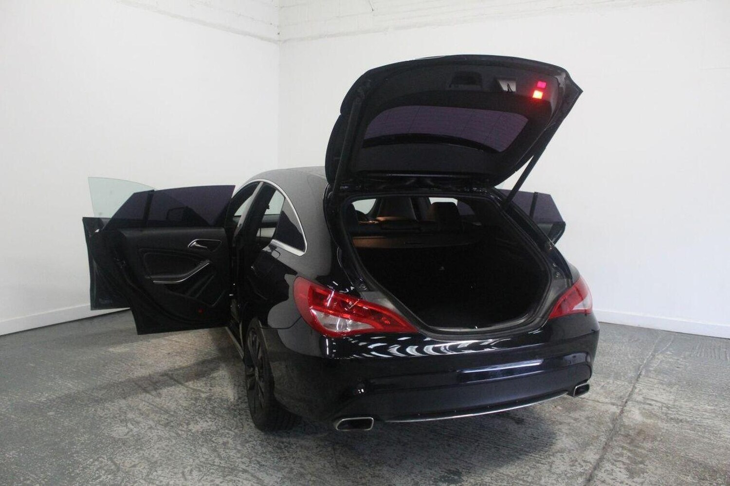 Used Mercedes-Benz CLA 2015 for sale - 77564160: Photo 21