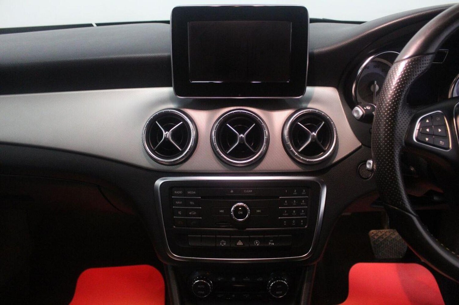Used Mercedes-Benz CLA 2015 for sale - 77564160: Photo 34