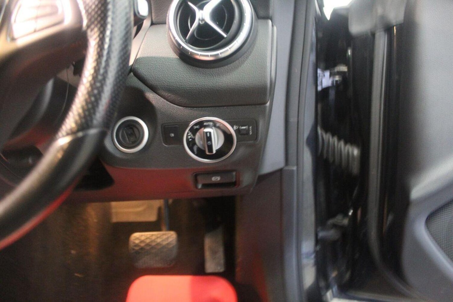 Used Mercedes-Benz CLA 2015 for sale - 77564160: Photo 49