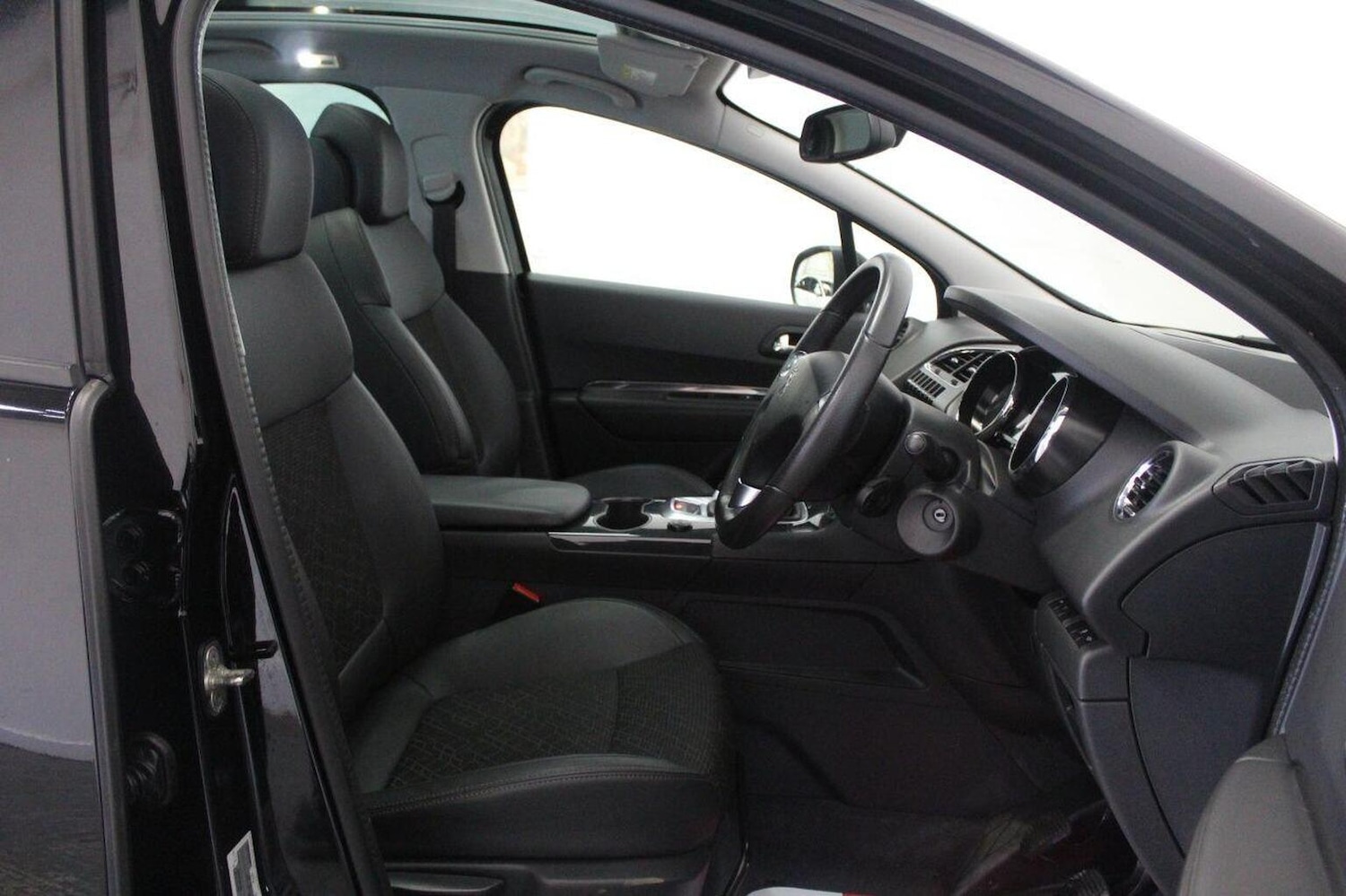 Used Peugeot 3008 2015 for sale - 78004519: Photo 32