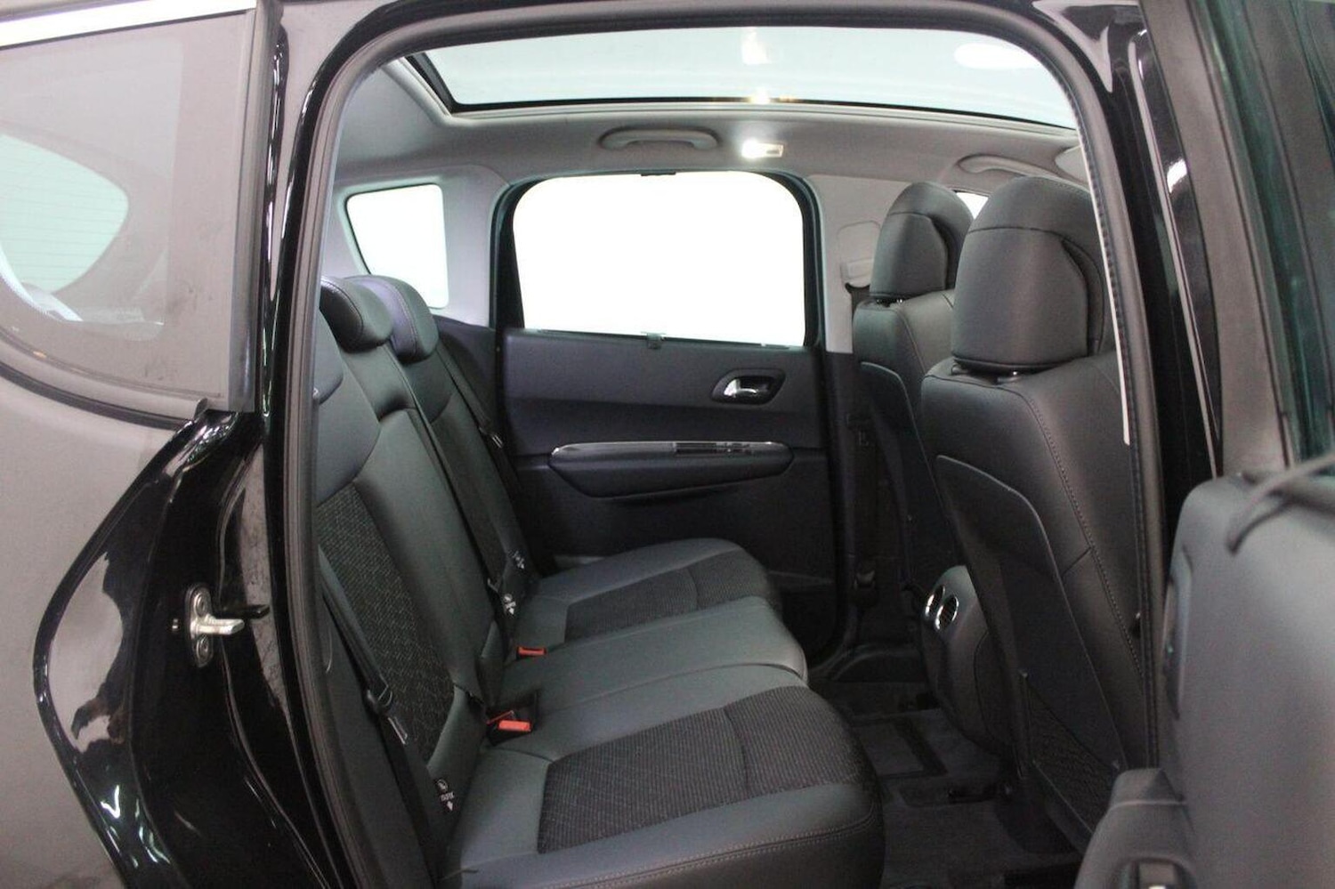 Used Peugeot 3008 2015 for sale - 78004519: Photo 52