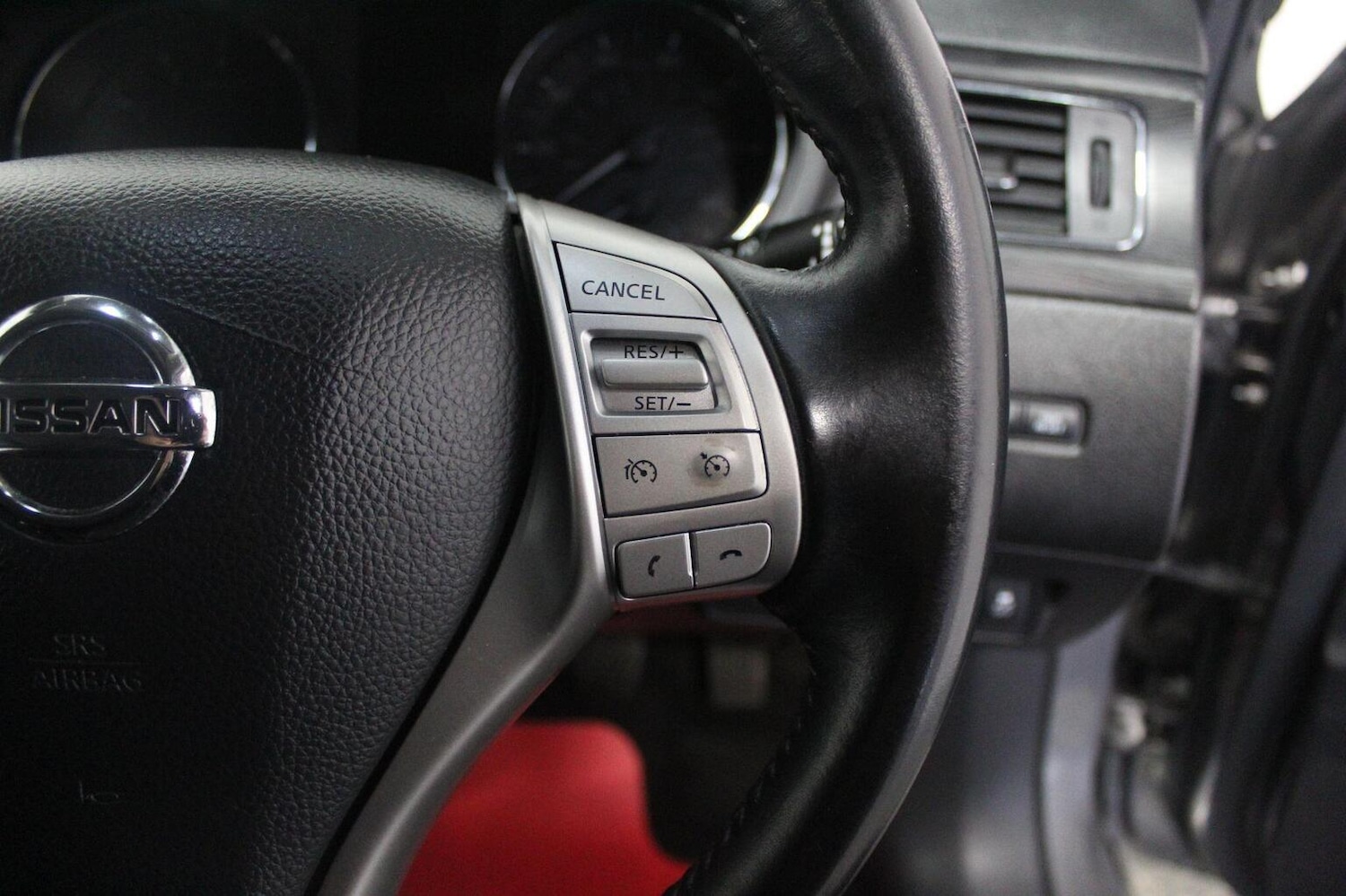 Used Nissan Pulsar 2016 for sale - 77938176: Photo 40