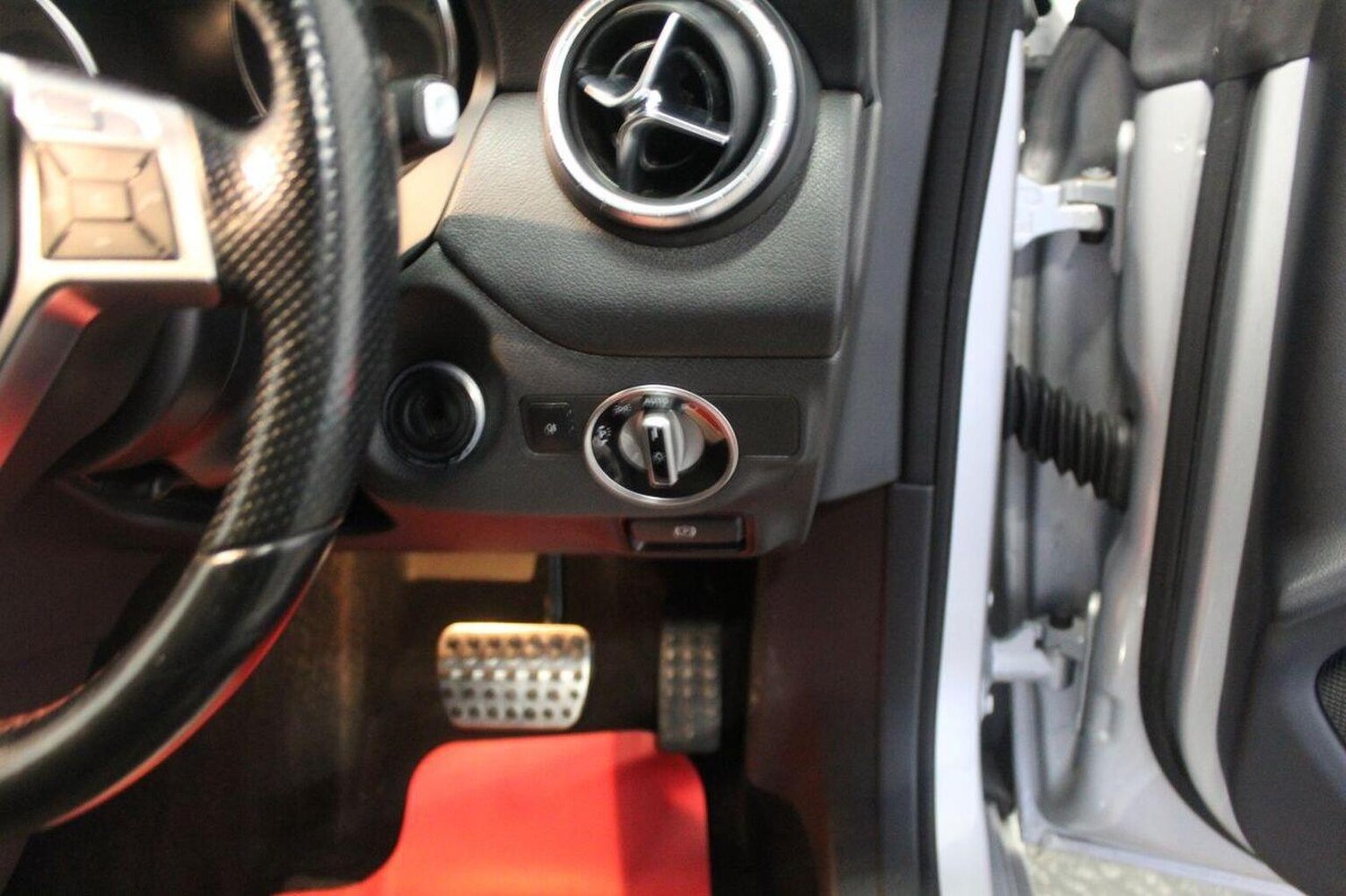 Used Mercedes-Benz CLA 2014 for sale - 78056946: Photo 46