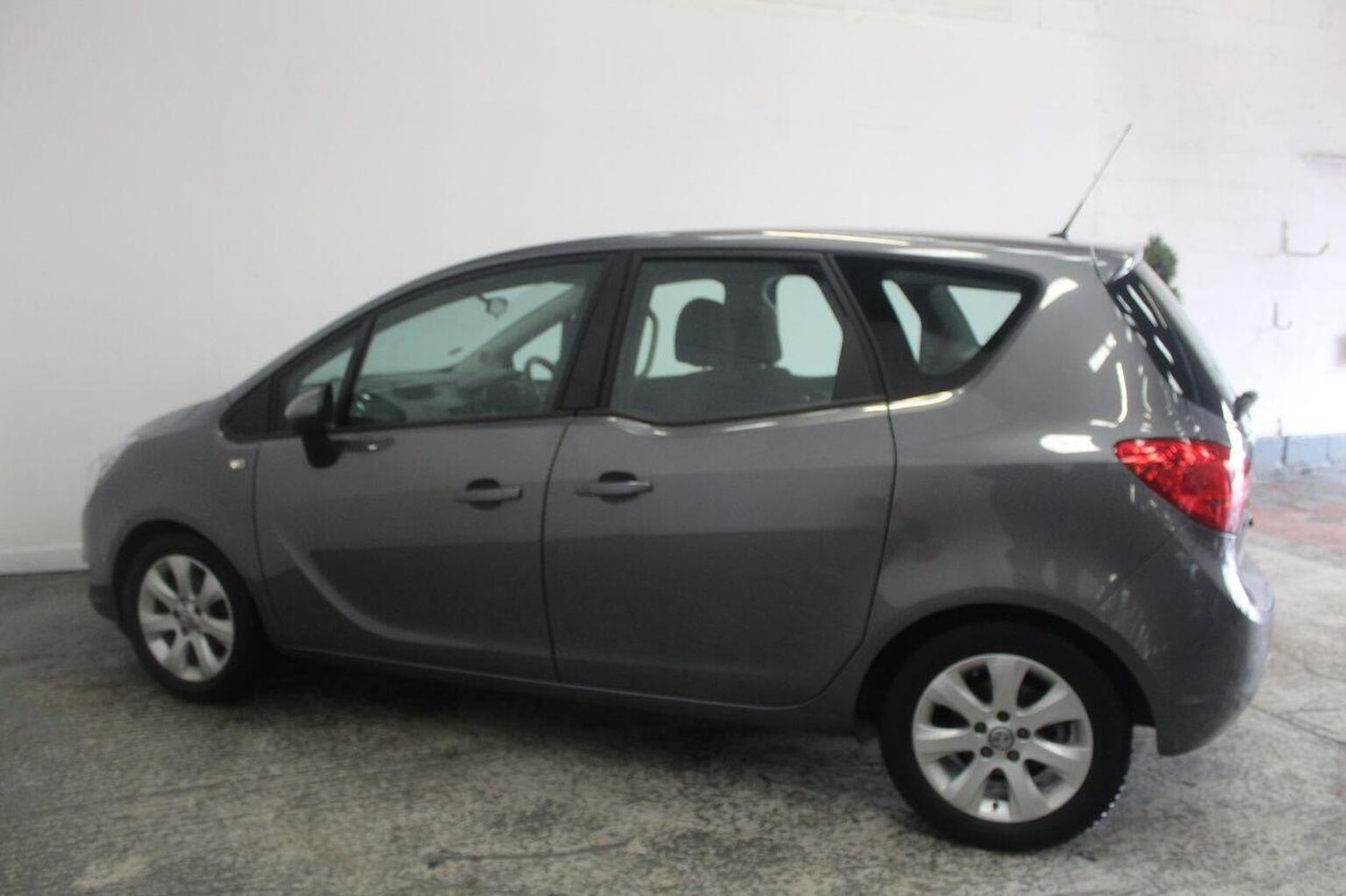 Used Vauxhall Meriva 2017 for sale - 77572847: Photo 10