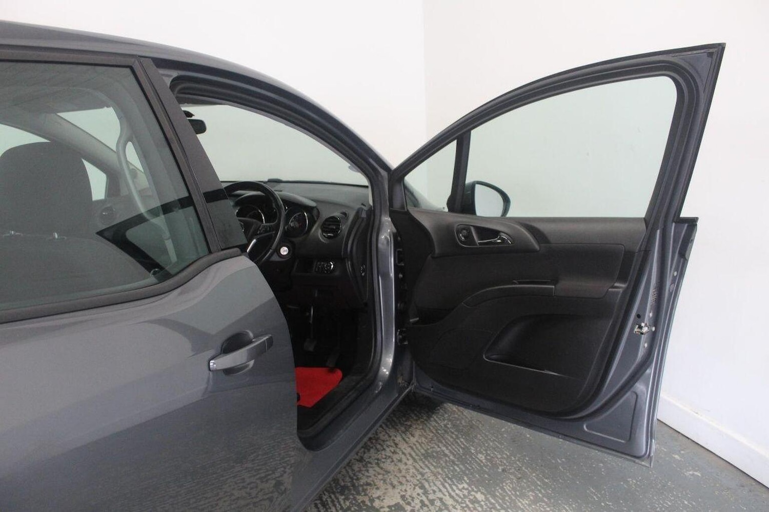 Used Vauxhall Meriva 2017 for sale - 77572847: Photo 21