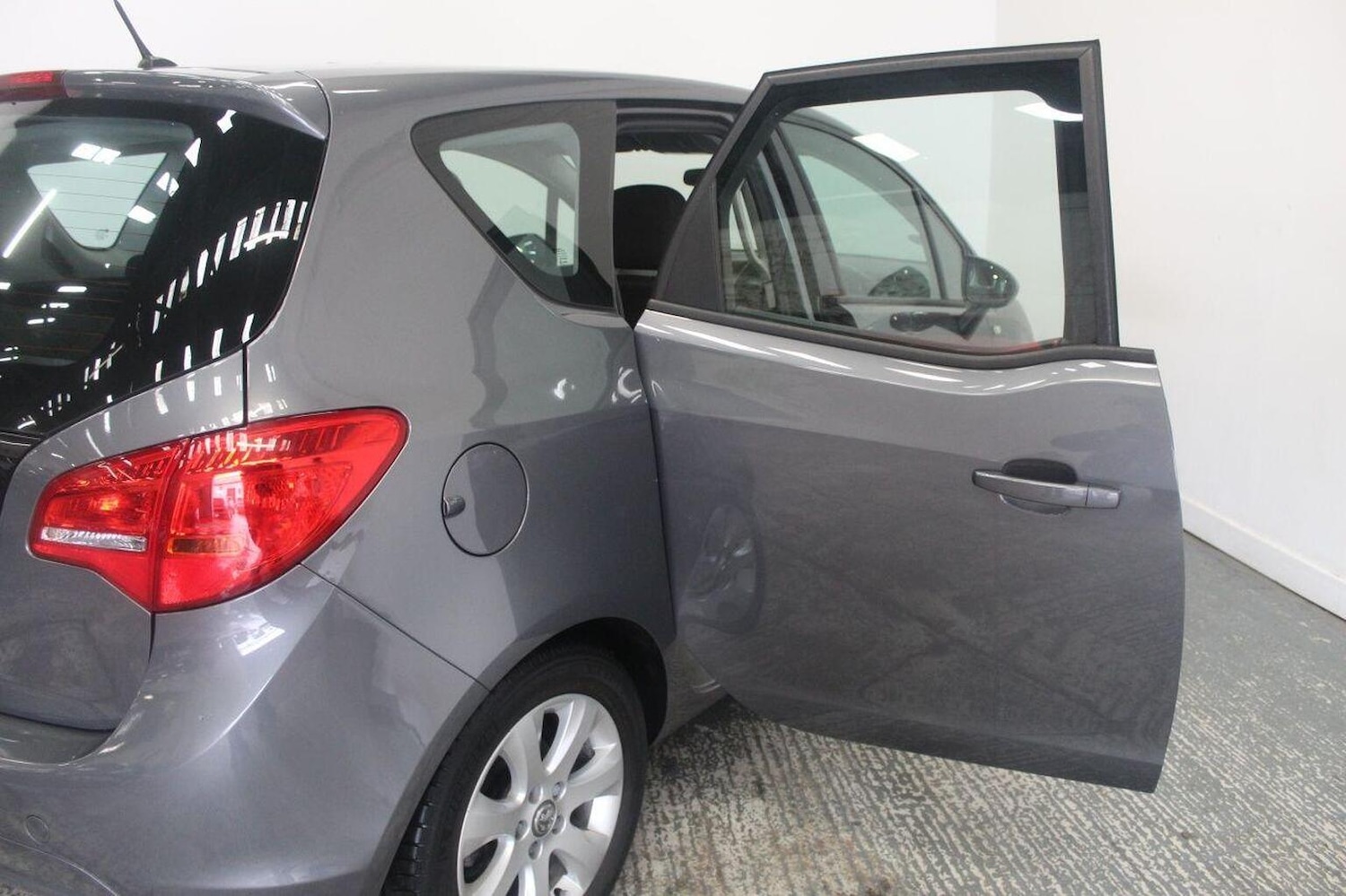 Used Vauxhall Meriva 2017 for sale - 77572847: Photo 22