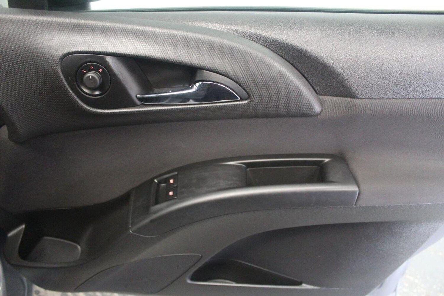 Used Vauxhall Meriva 2017 for sale - 77572847: Photo 43