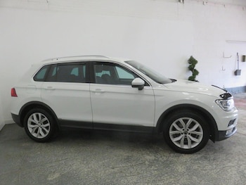 Used Volkswagen Tiguan 2017 for sale - 79558384: Photo