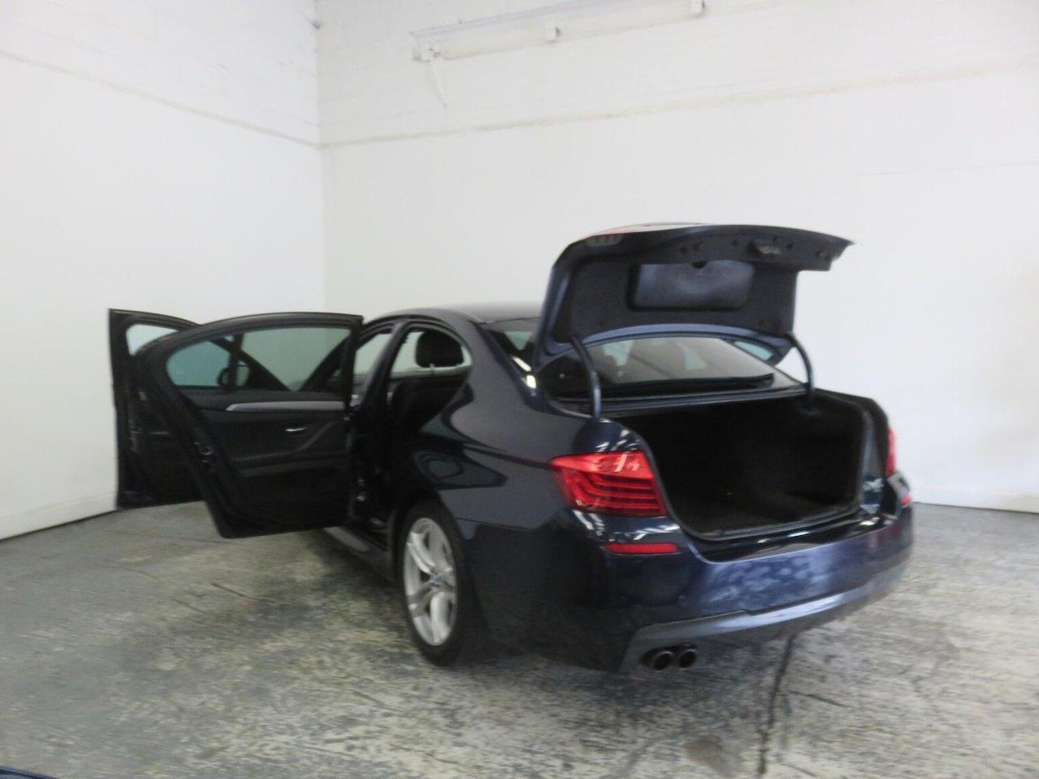 Used BMW 5 Series 2013 for sale - 77938236: Photo 20