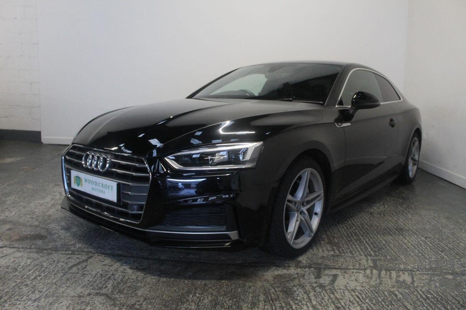 Used Audi A5 2017 for sale - 77937843: Photo 2