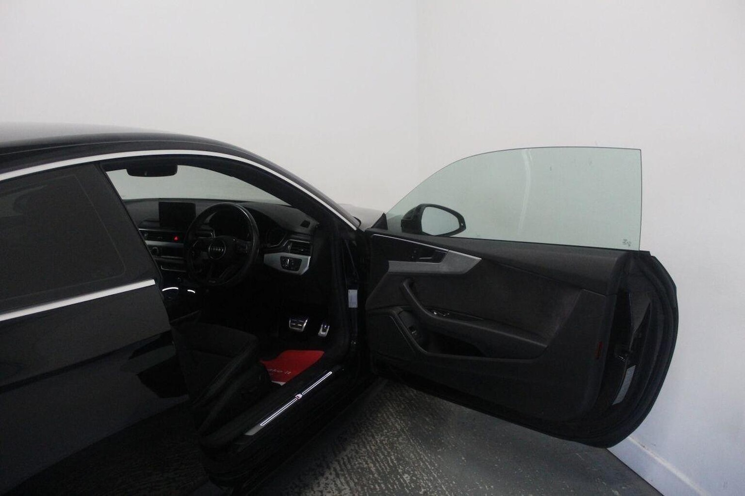 Used Audi A5 2017 for sale - 77937843: Photo 24