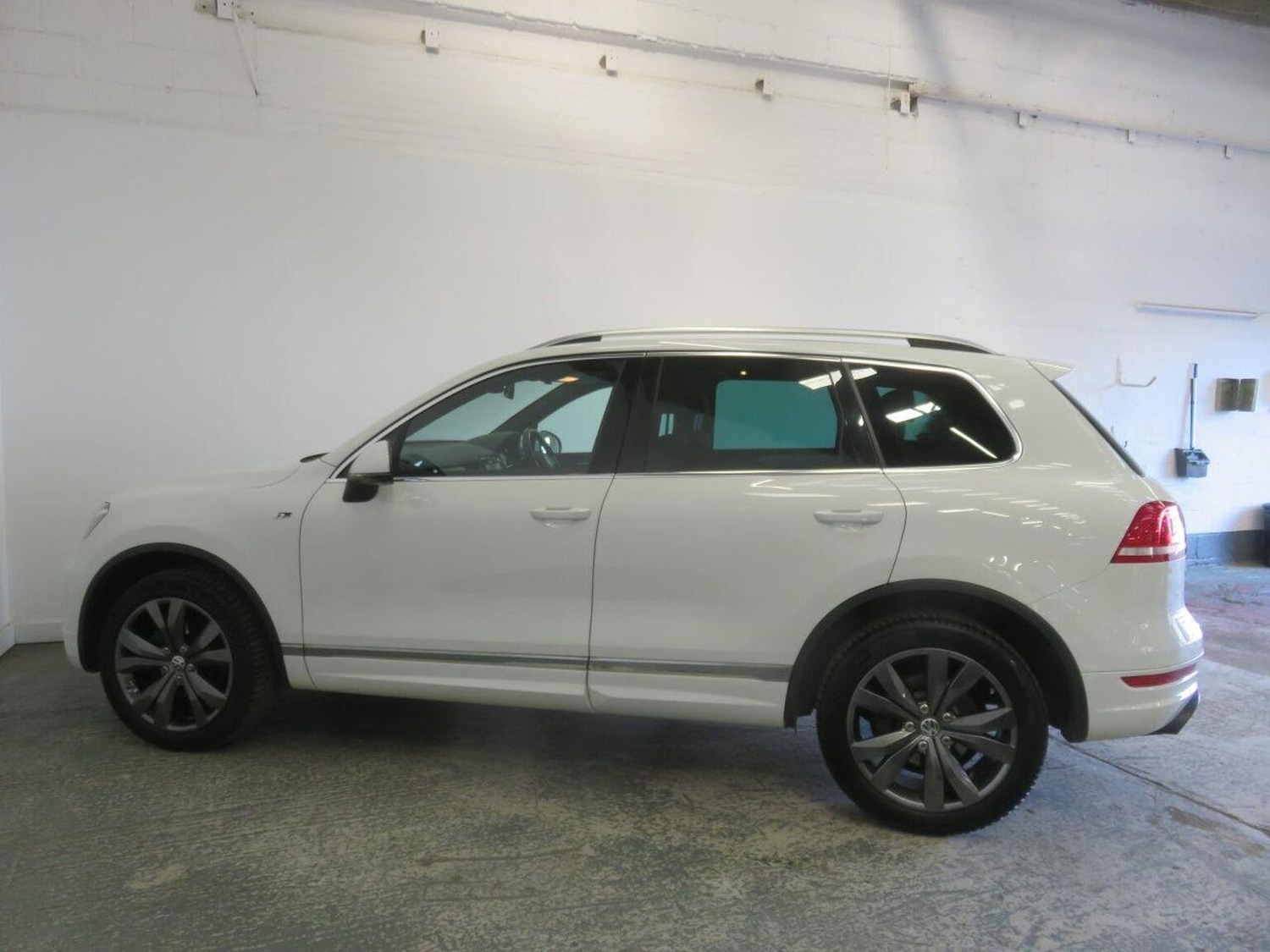 Used Volkswagen Touareg 2013 for sale - 77303782: Photo 10