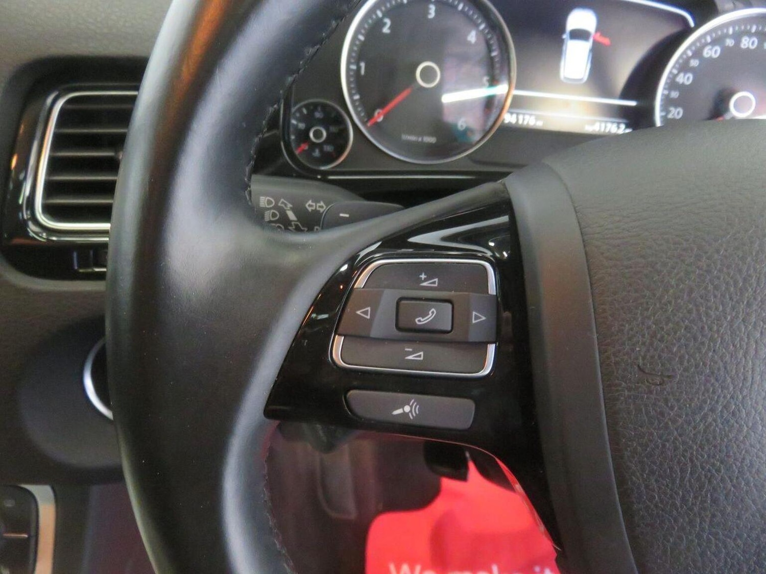 Used Volkswagen Touareg 2013 for sale - 77303782: Photo 47