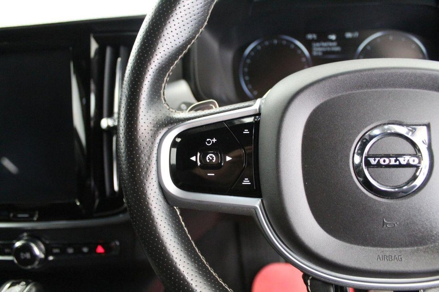 Used Volvo V90 2019 for sale - 76793681: Photo 48