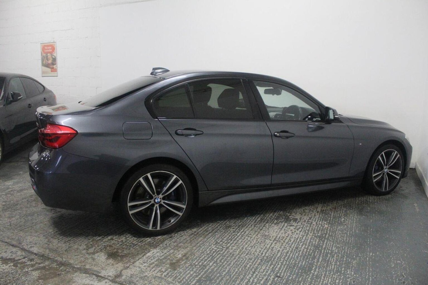 Used BMW 3 Series 2016 for sale - 77166155: Photo 11