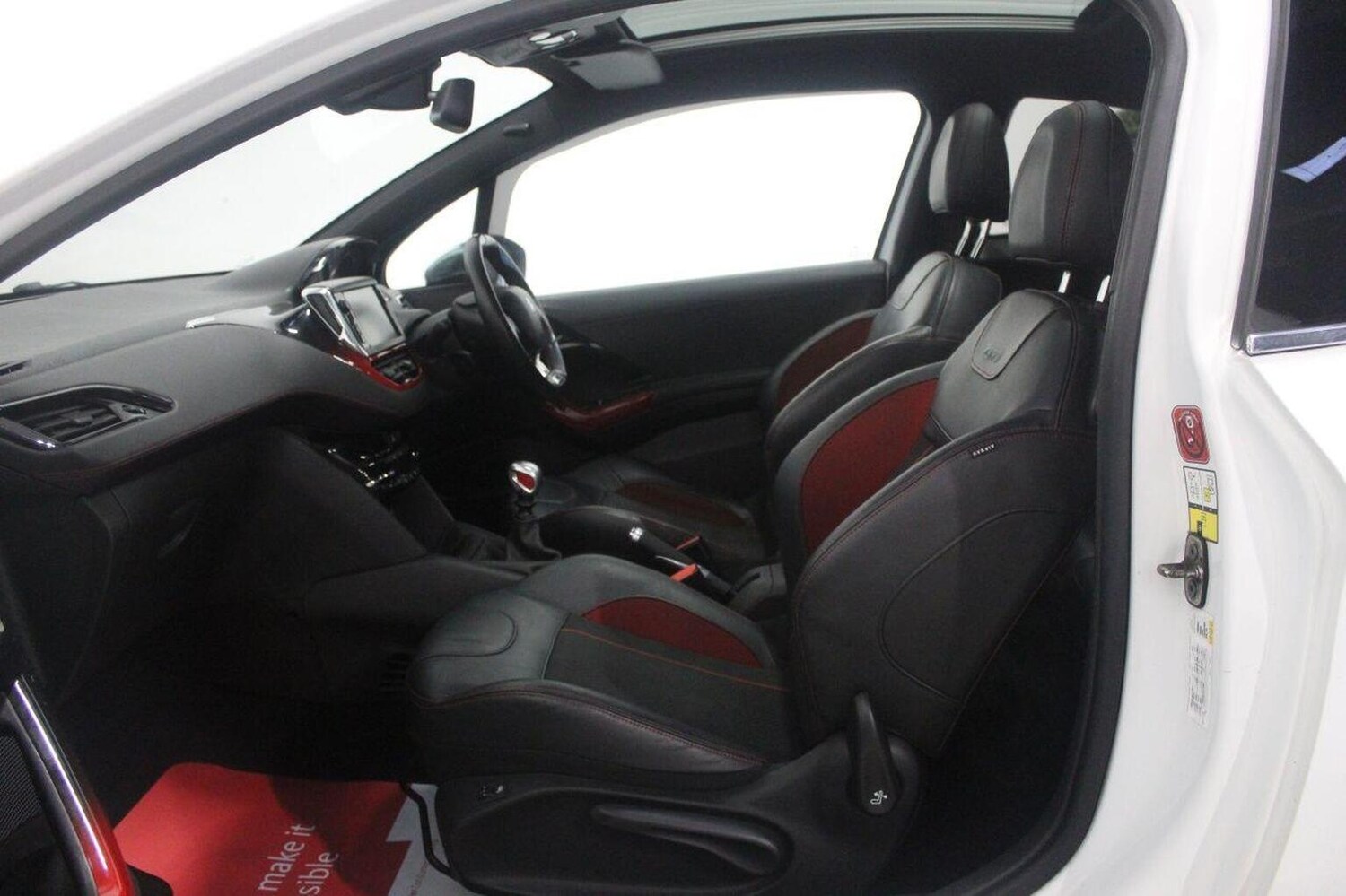 Used Peugeot 208 2014 for sale - 77363590: Photo 50