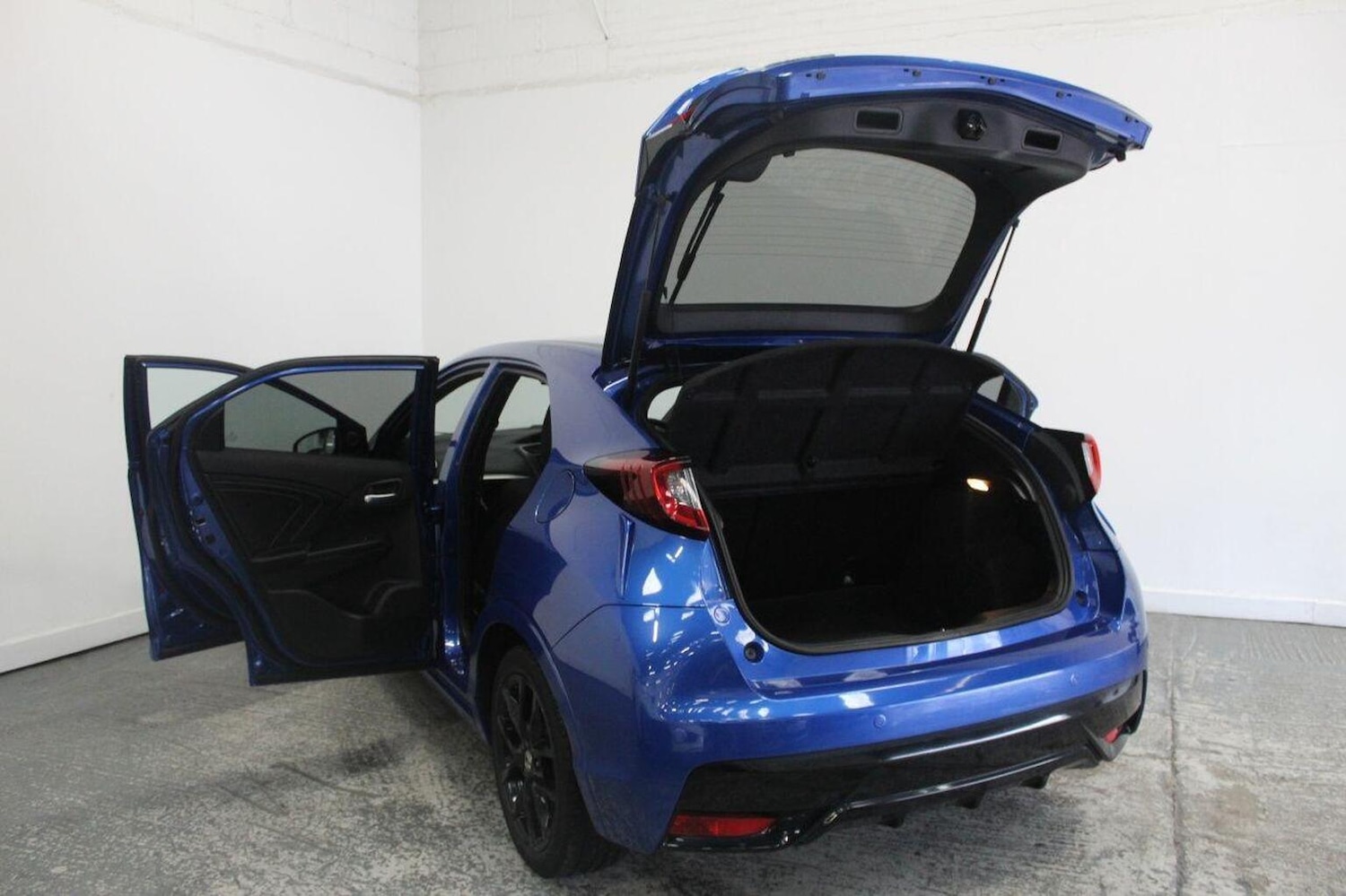 Used Honda Civic 2016 for sale - 76107307: Photo 20