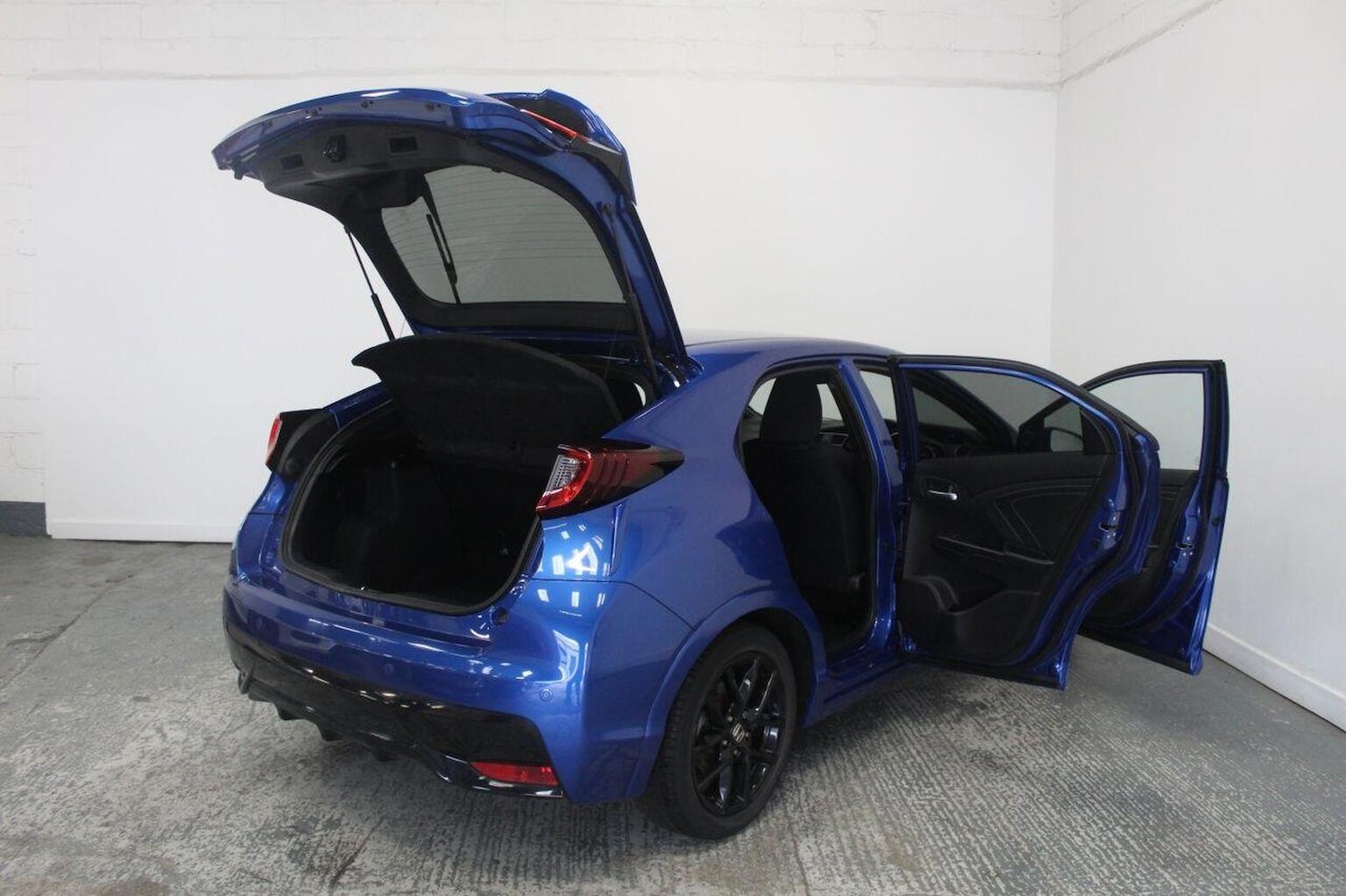 Used Honda Civic 2016 for sale - 76107307: Photo 21