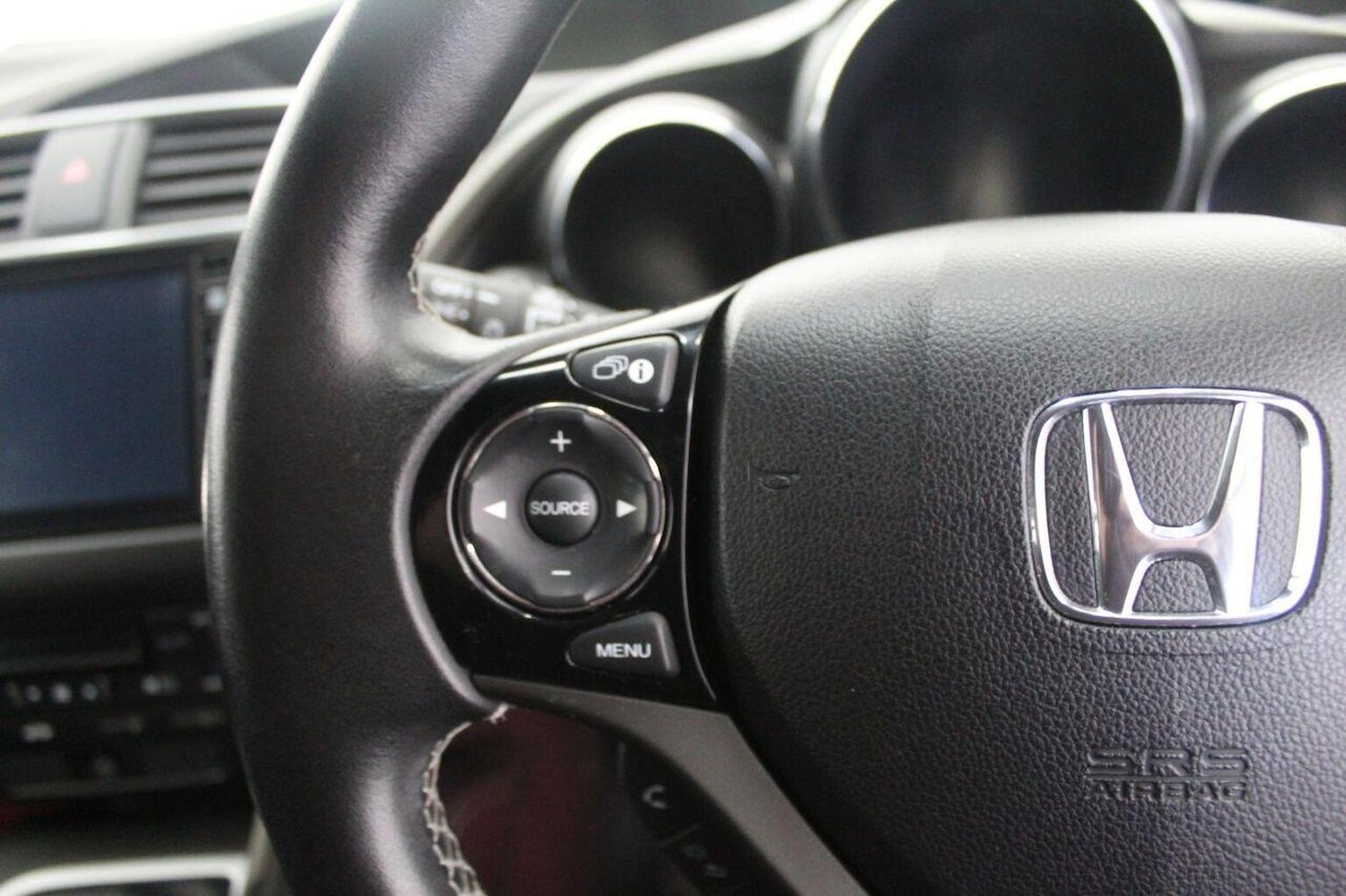 Used Honda Civic 2016 for sale - 76107307: Photo 43