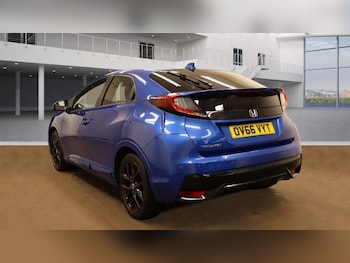 Used Honda Civic 2016 for sale - 76107307: Photo 4