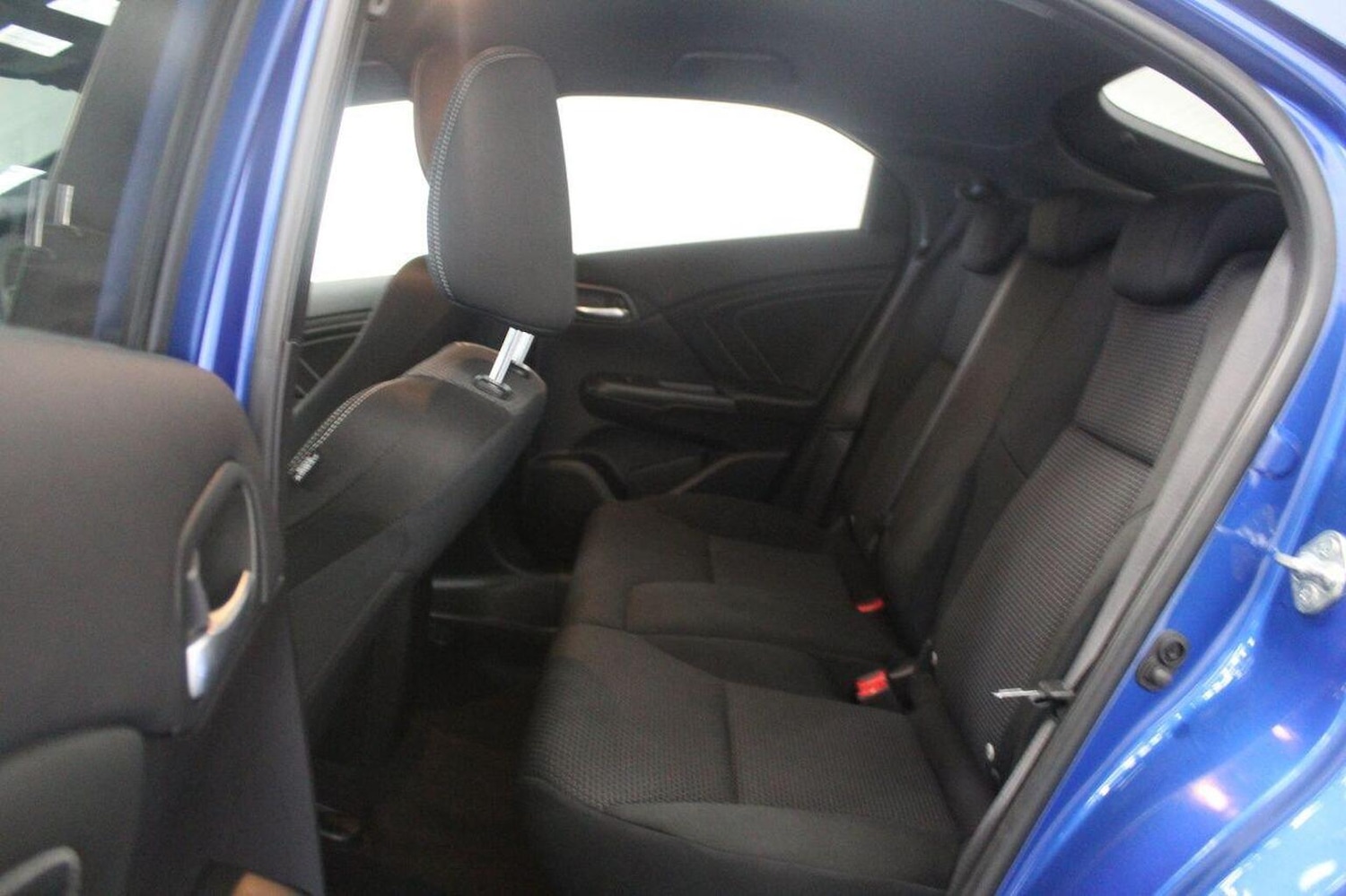 Used Honda Civic 2016 for sale - 76107307: Photo 50