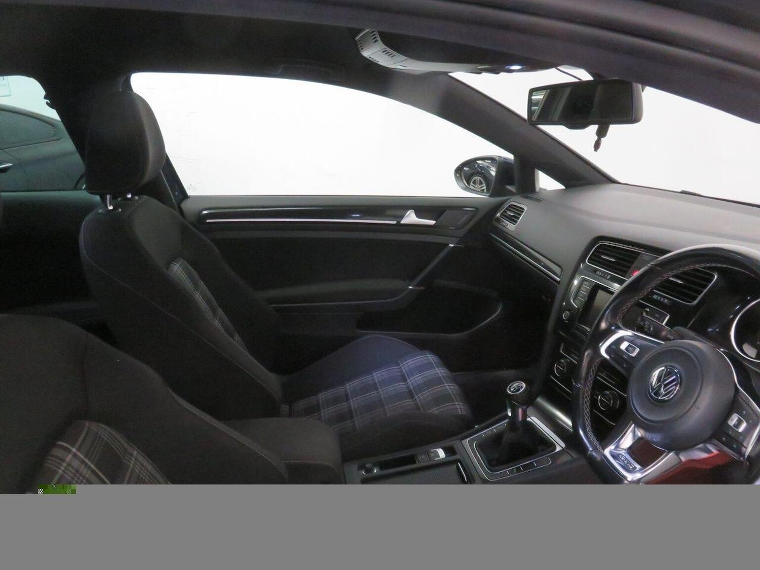 Used Volkswagen Golf 2015 for sale - 77069091: Photo 22