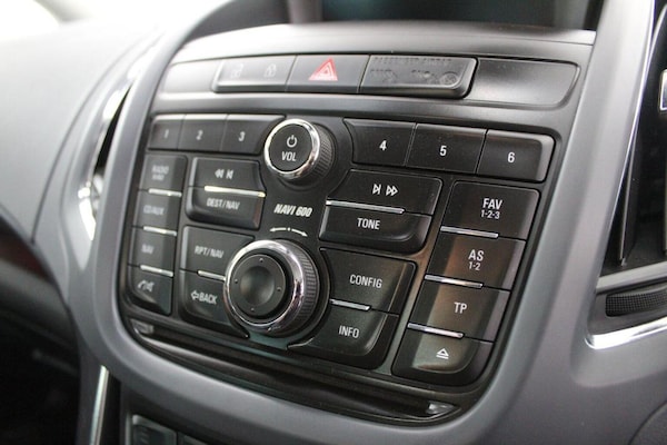 Used Vauxhall Zafira Tourer 2012 for sale - 74964710: Photo 41