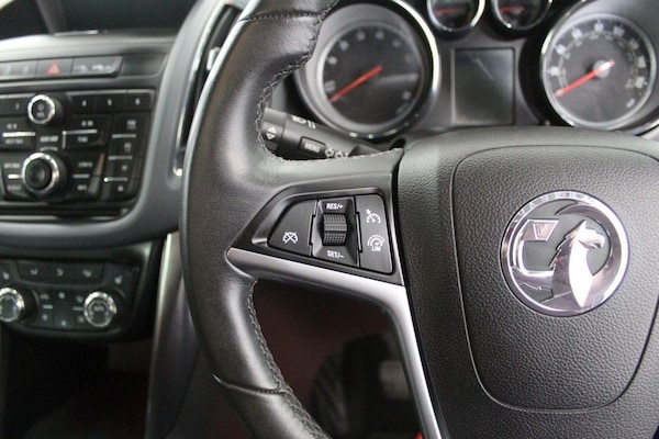 Used Vauxhall Zafira Tourer 2012 for sale - 74964710: Photo 46