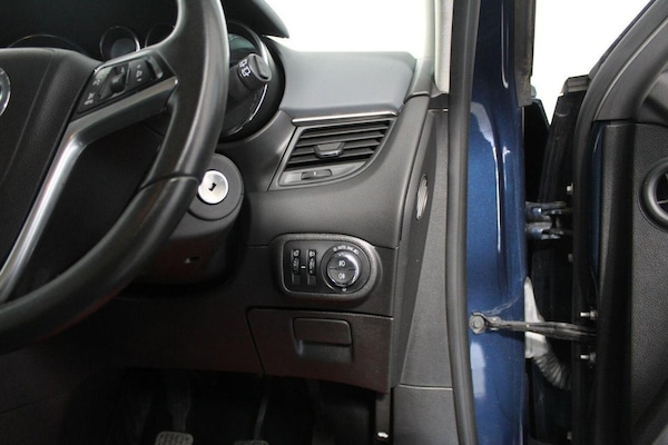 Used Vauxhall Zafira Tourer 2012 for sale - 74964710: Photo 48