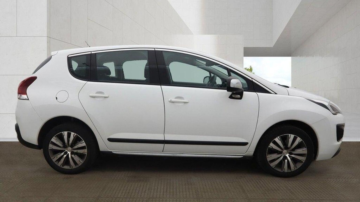 Used Peugeot 3008 2016 for sale - 78141093: Photo 9