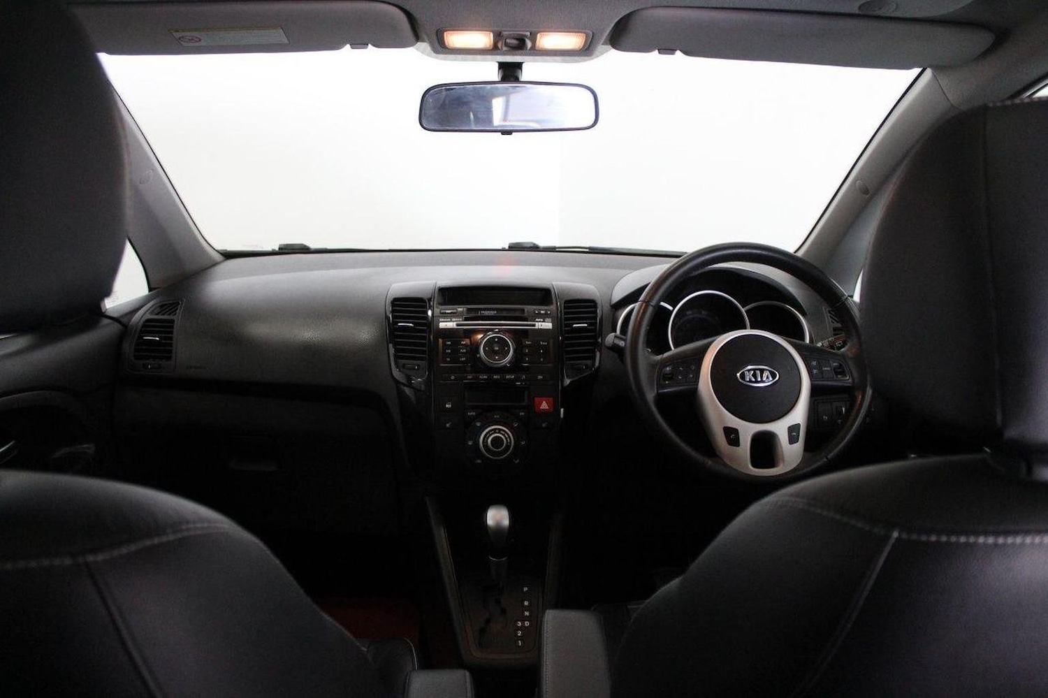 Used Kia Venga 2011 for sale - 76246186: Photo 29